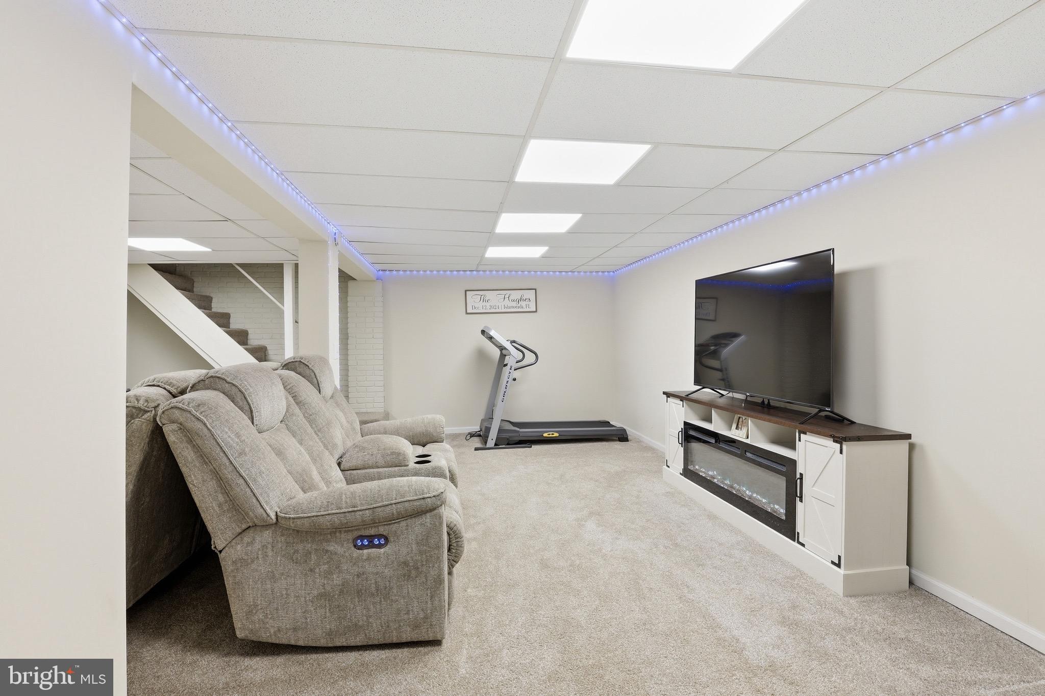 WOODBURY ACRES - Residential