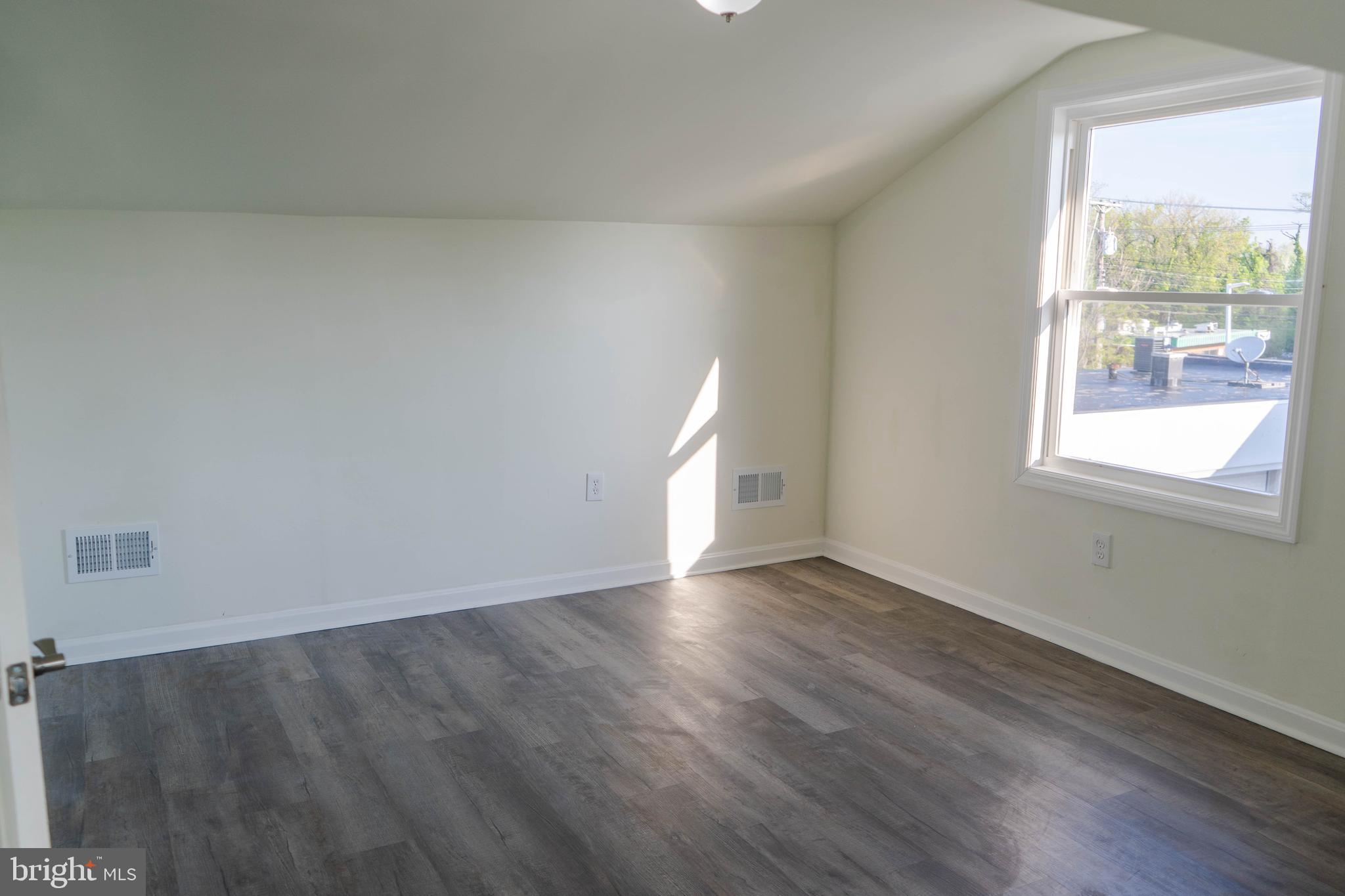 NORTH LINTHICUM - Residential