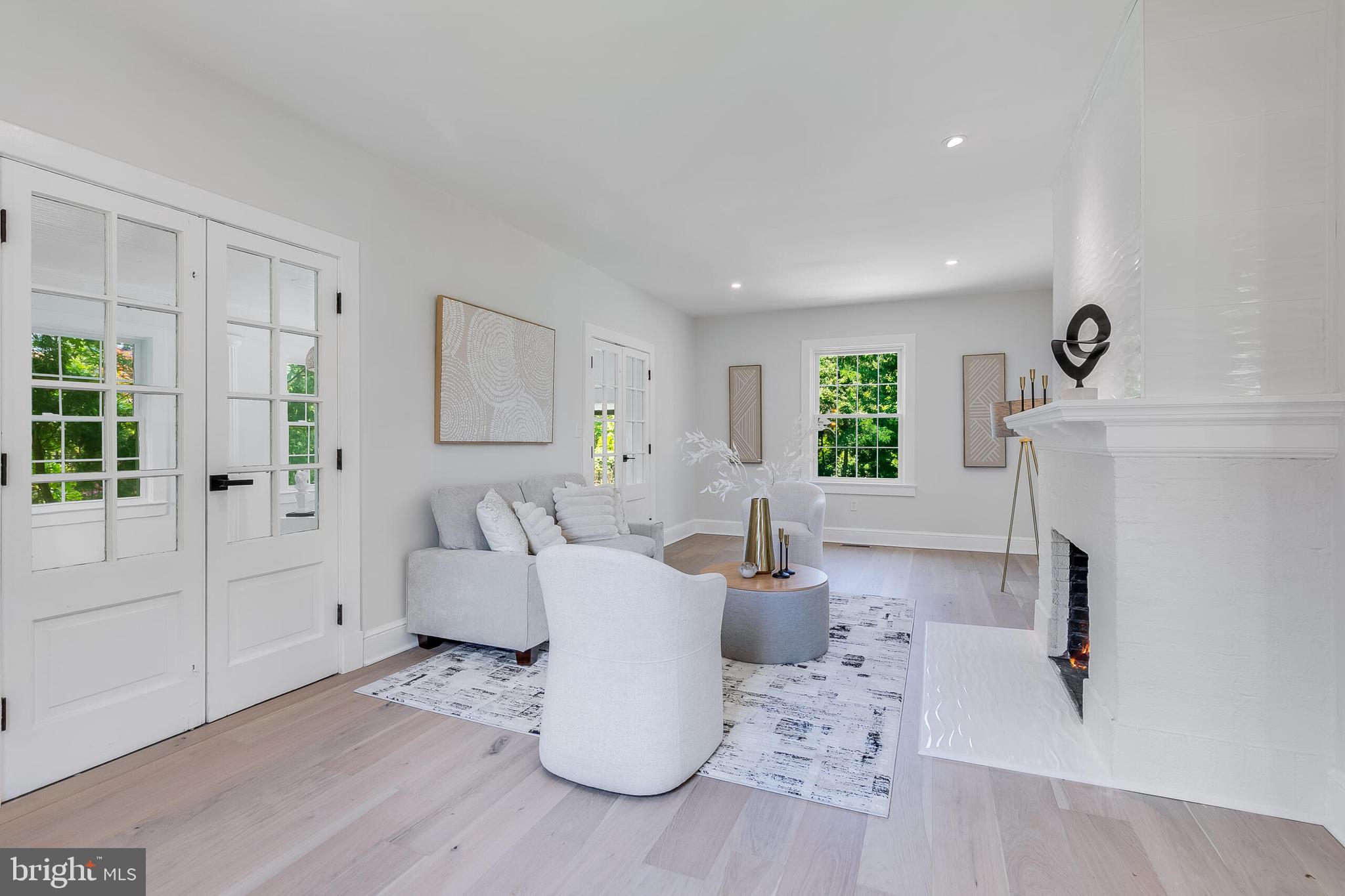 CHEVY CHASE - Residential Lease