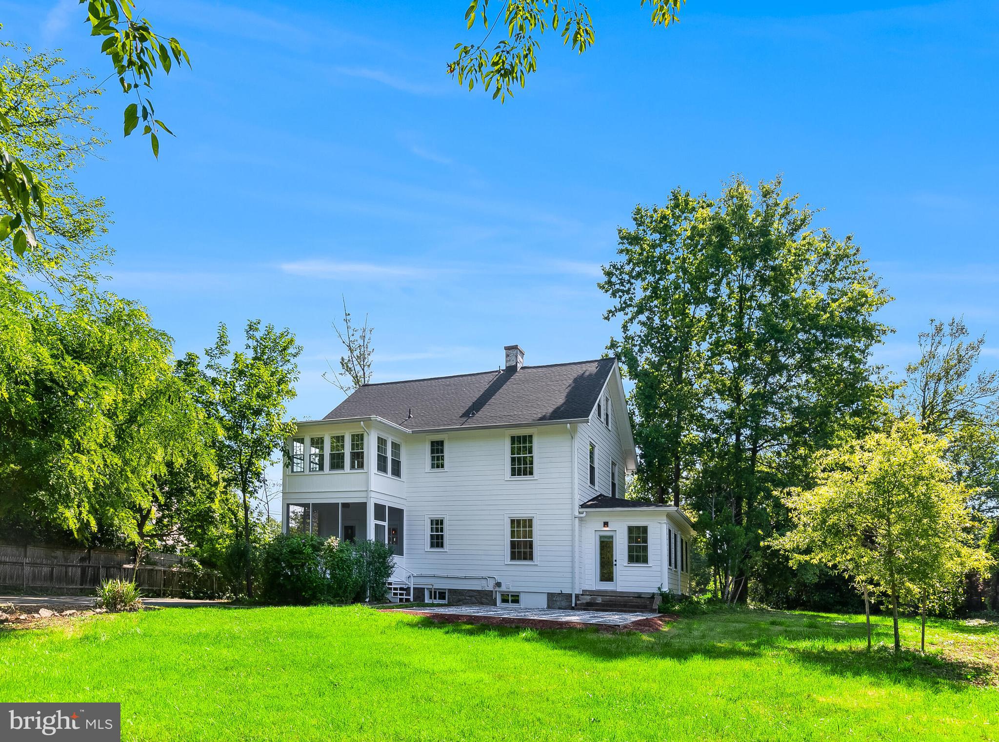 CHEVY CHASE - Residential Lease