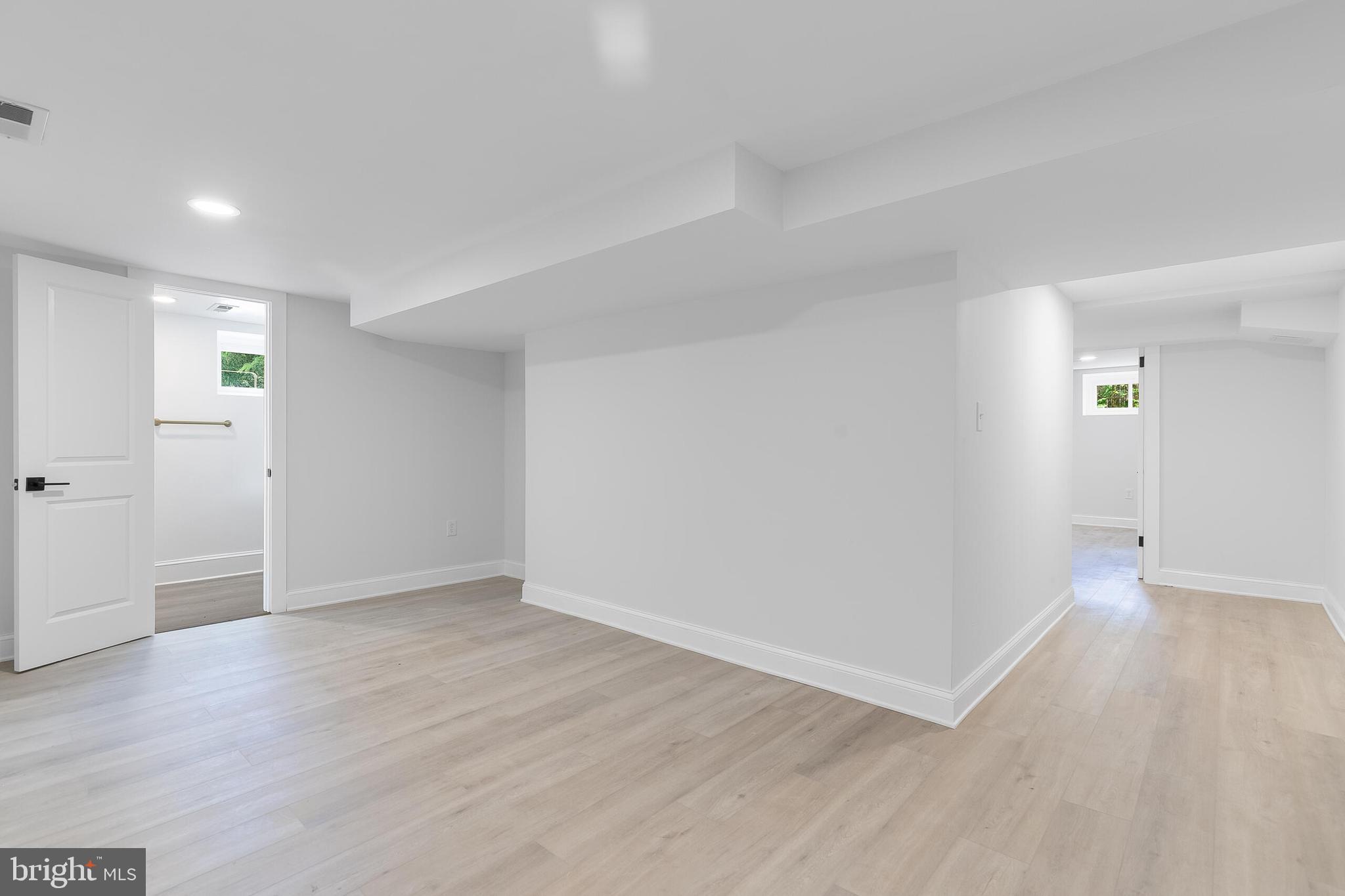 CHEVY CHASE - Residential Lease