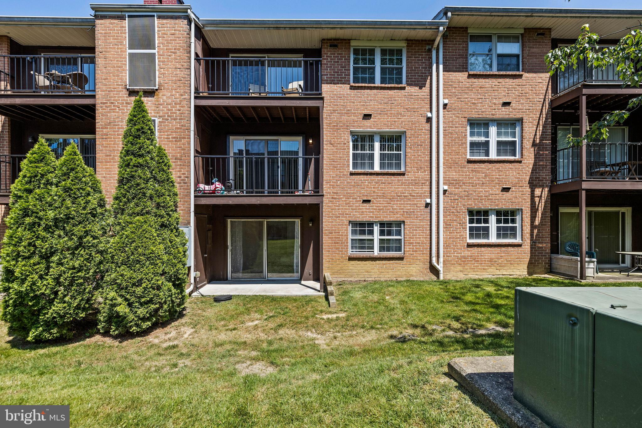 HICKORY HILLS CONDOMINIUMS - Residential Lease