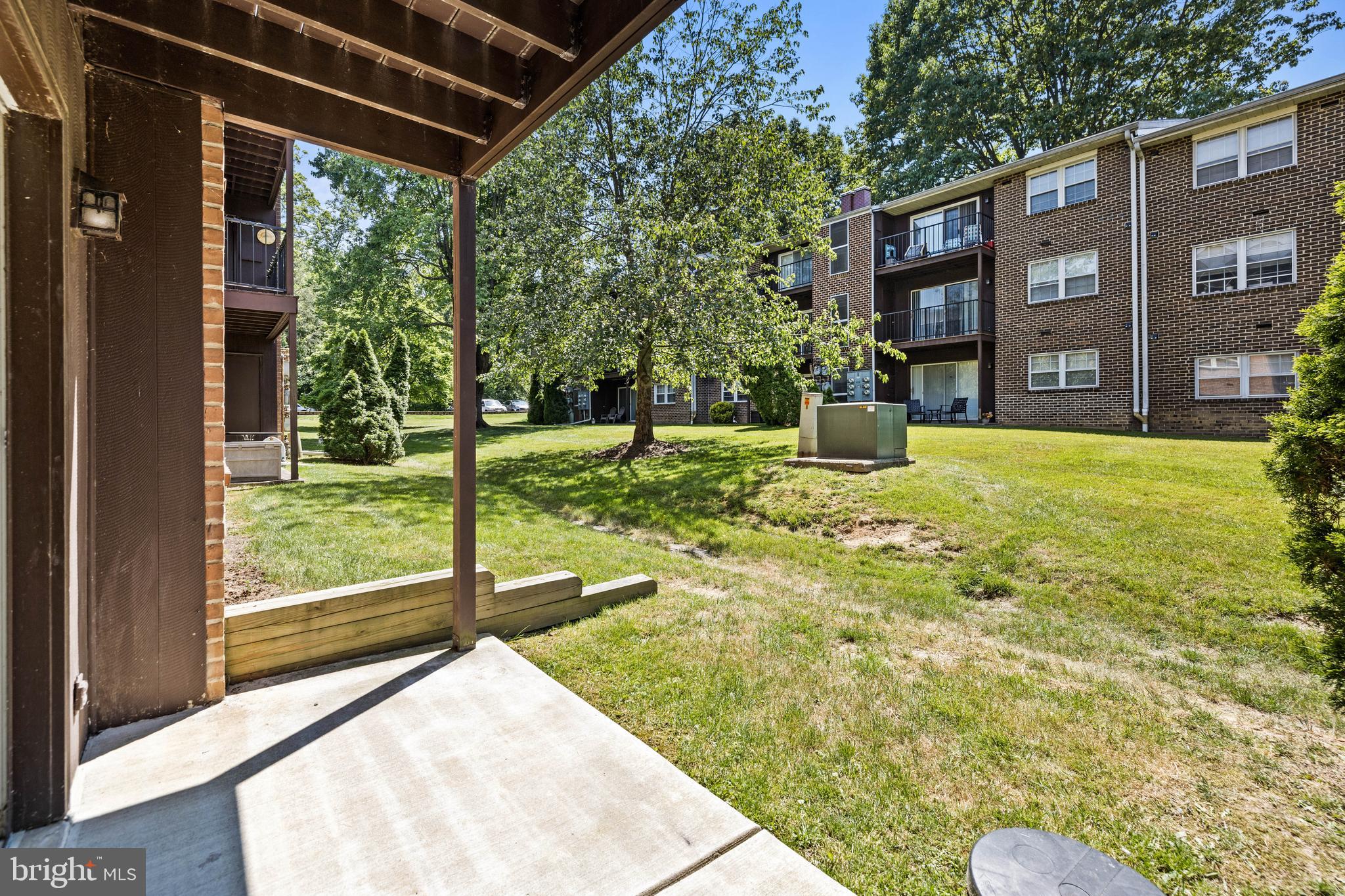 HICKORY HILLS CONDOMINIUMS - Residential Lease