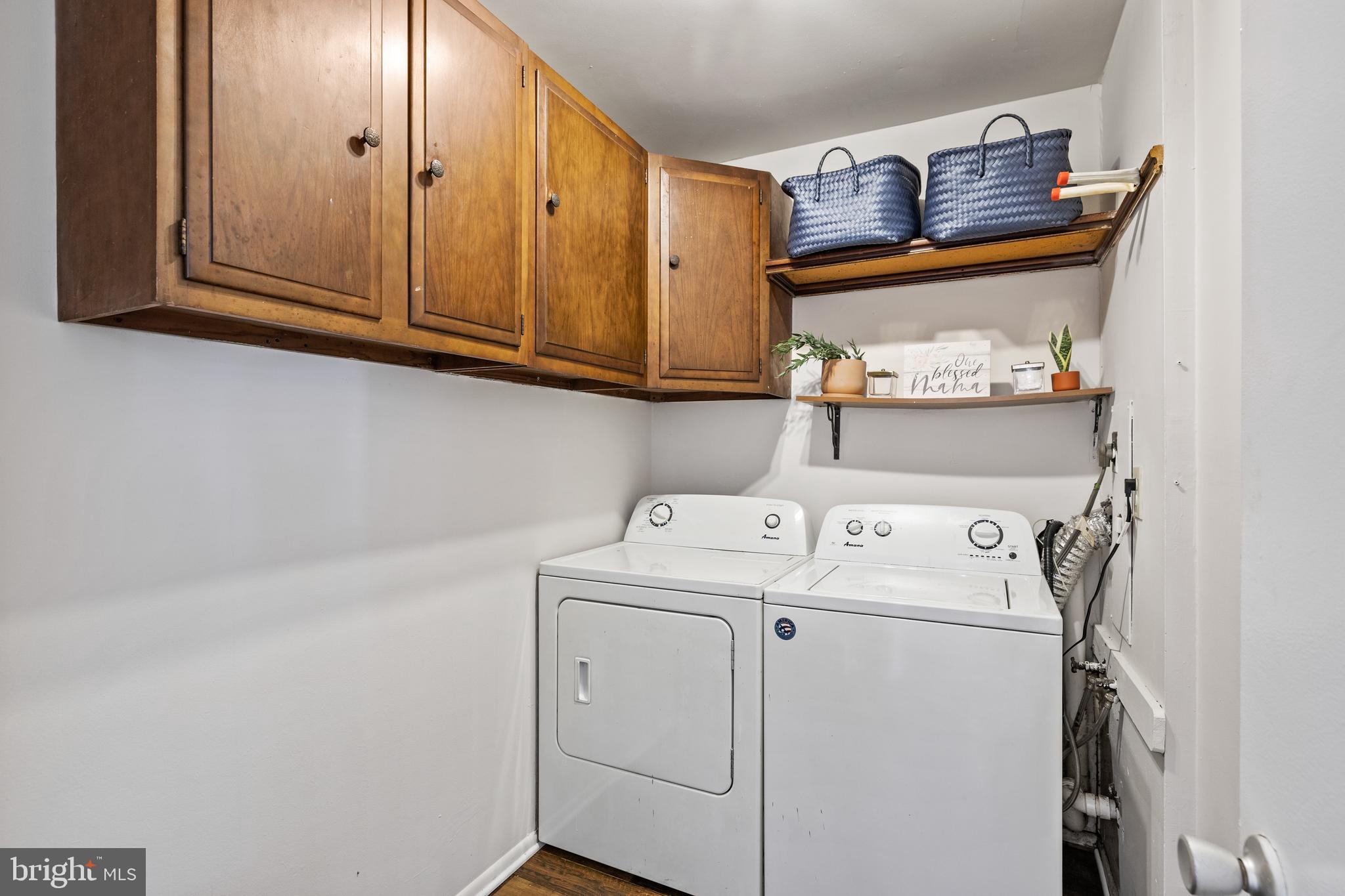 HICKORY HILLS CONDOMINIUMS - Residential Lease