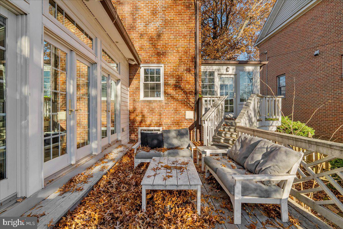 YORKTOWN - Residential Lease