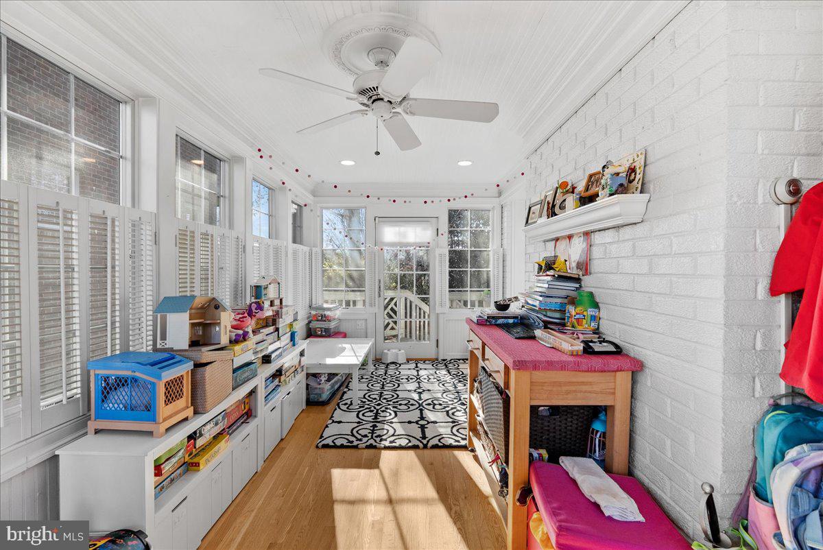 YORKTOWN - Residential Lease