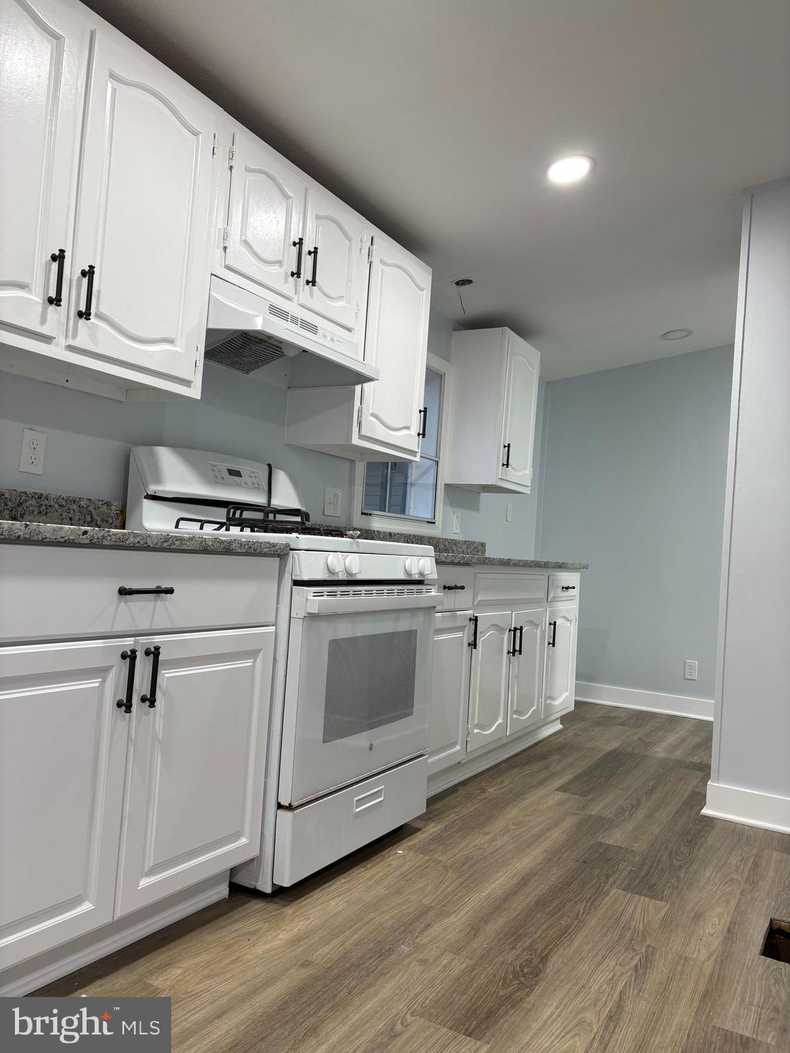 SWAN HARBOR DELL - Residential