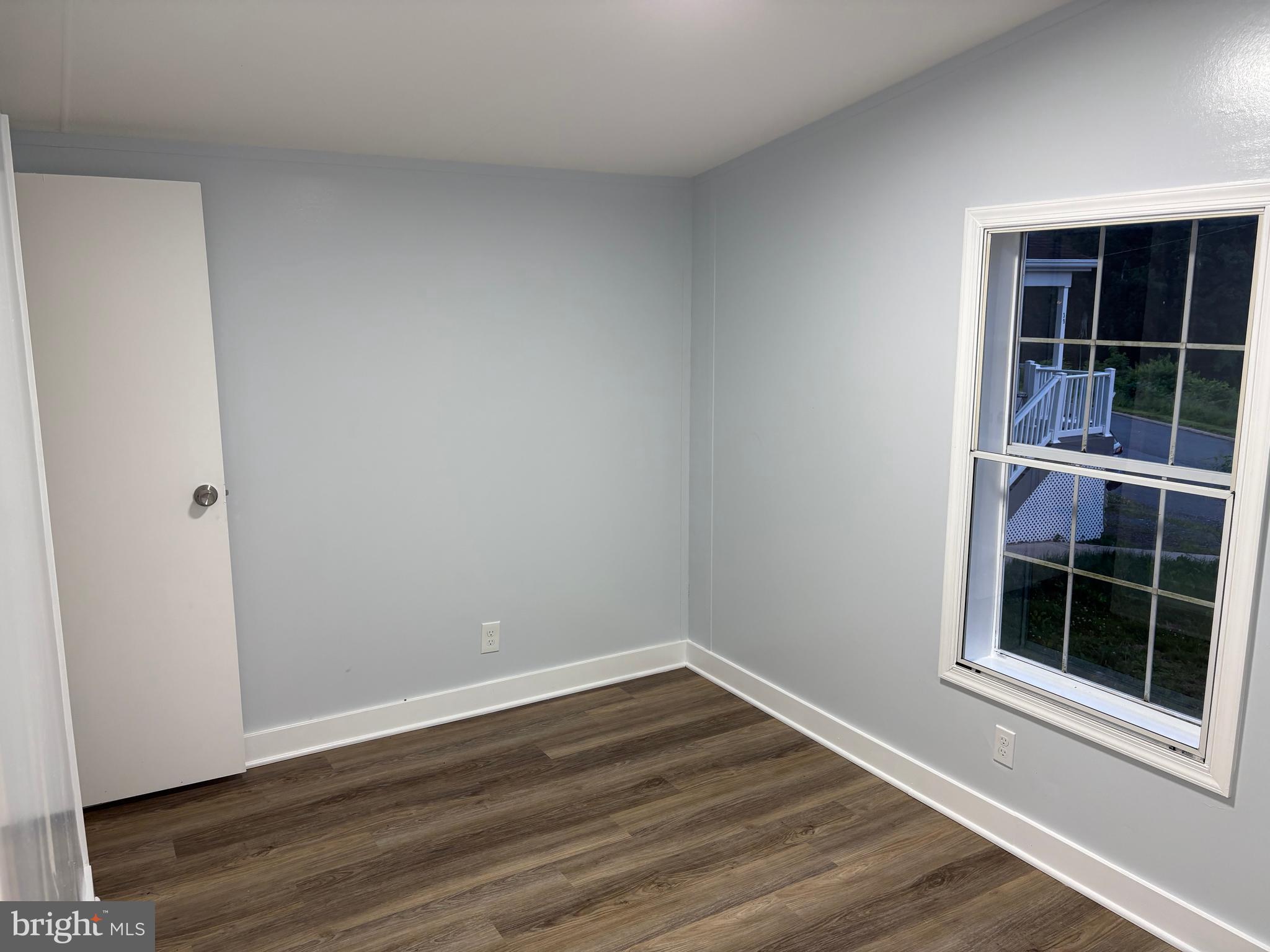 SWAN HARBOR DELL - Residential