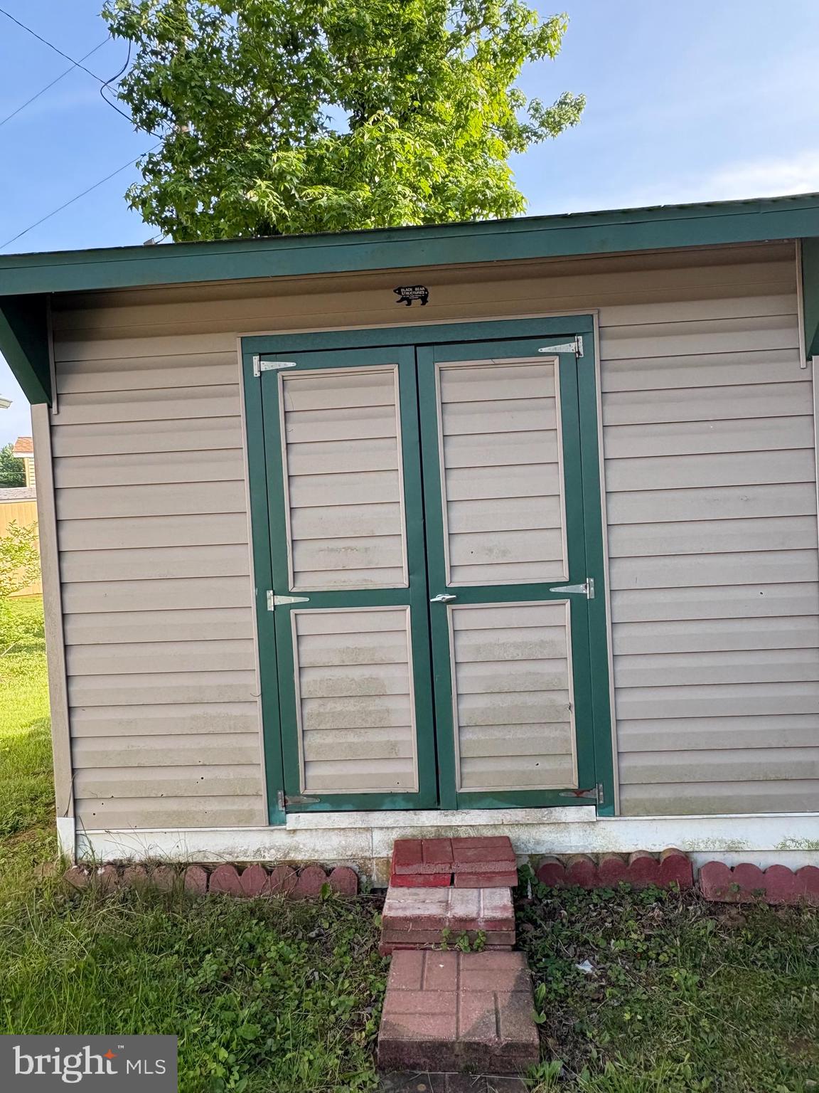 SWAN HARBOR DELL - Residential