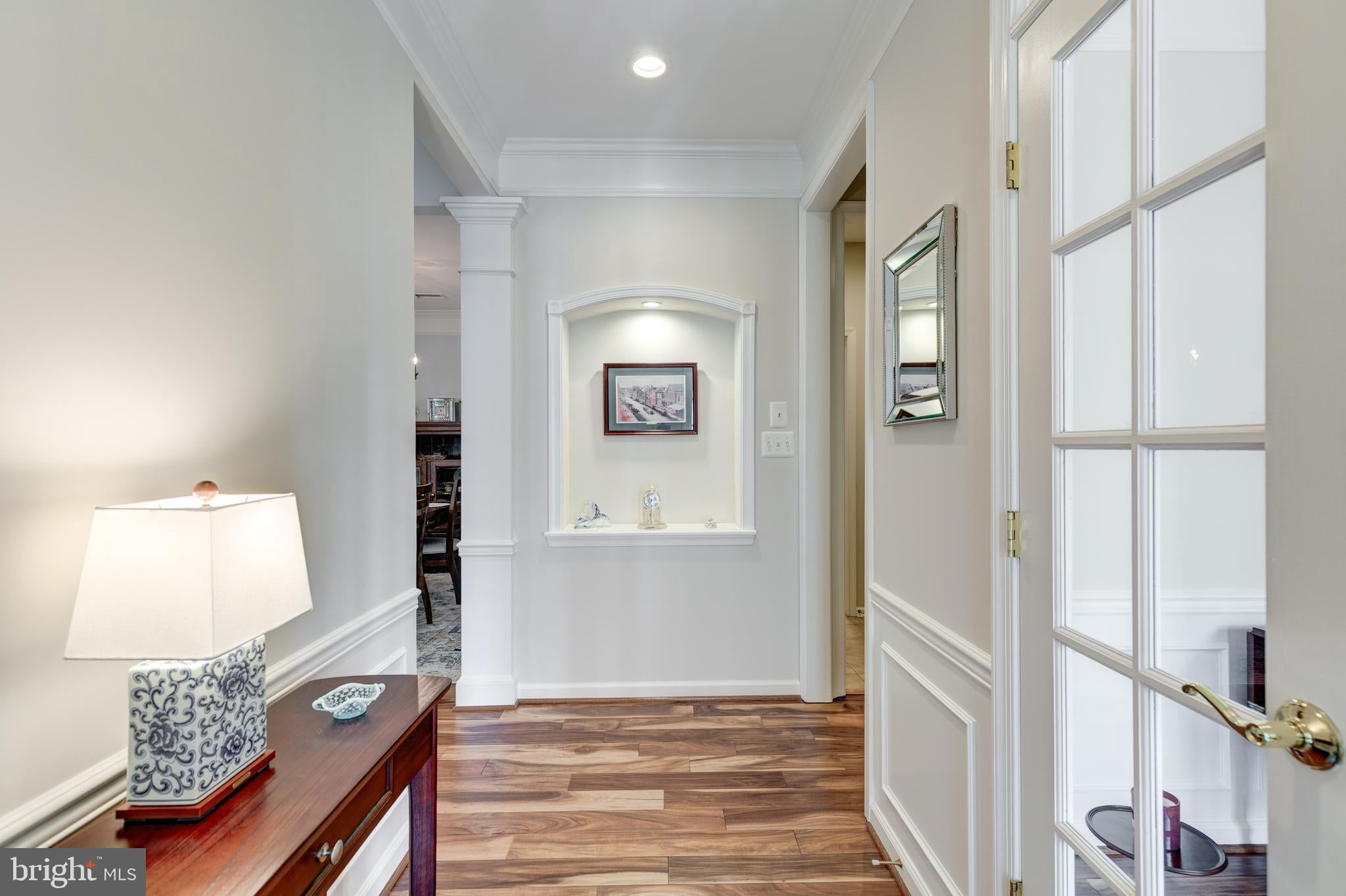 323 BUTTERFLY DRIVE 83