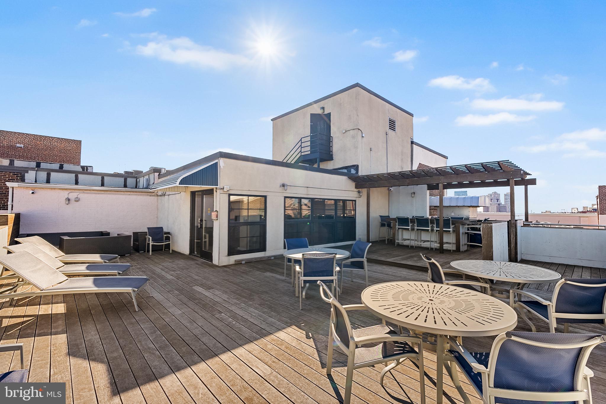 OLD CITY - Residential