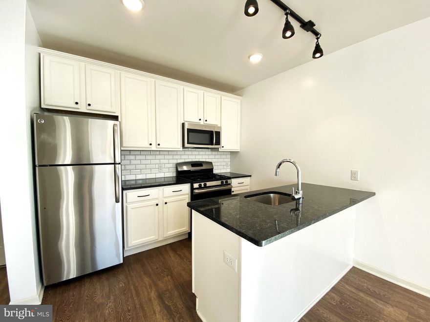 Available Now! Spacious 2-bedroom/2-bath apartment home on a desirable block in Roxborough-Manayunk.  Conveniently located close to shopping, dining, and public transit, your new home features easy to clean wood laminate flooring, stainless steel appliances, in unit washer/dryer, and oversized windows for great natural light. Pet friendly with no additional charge - written permission is required. Tenants are responsible for their own gas, electric, and cable, and a $35 monthly flat water fee.  Reserved garage parking is available for an additional charge of $115 monthly. This home will NOT last - apply today!

**Leasing Special** One Month free on a 13+ month lease agreement. Last month's rent not required for well-qualified applicants!