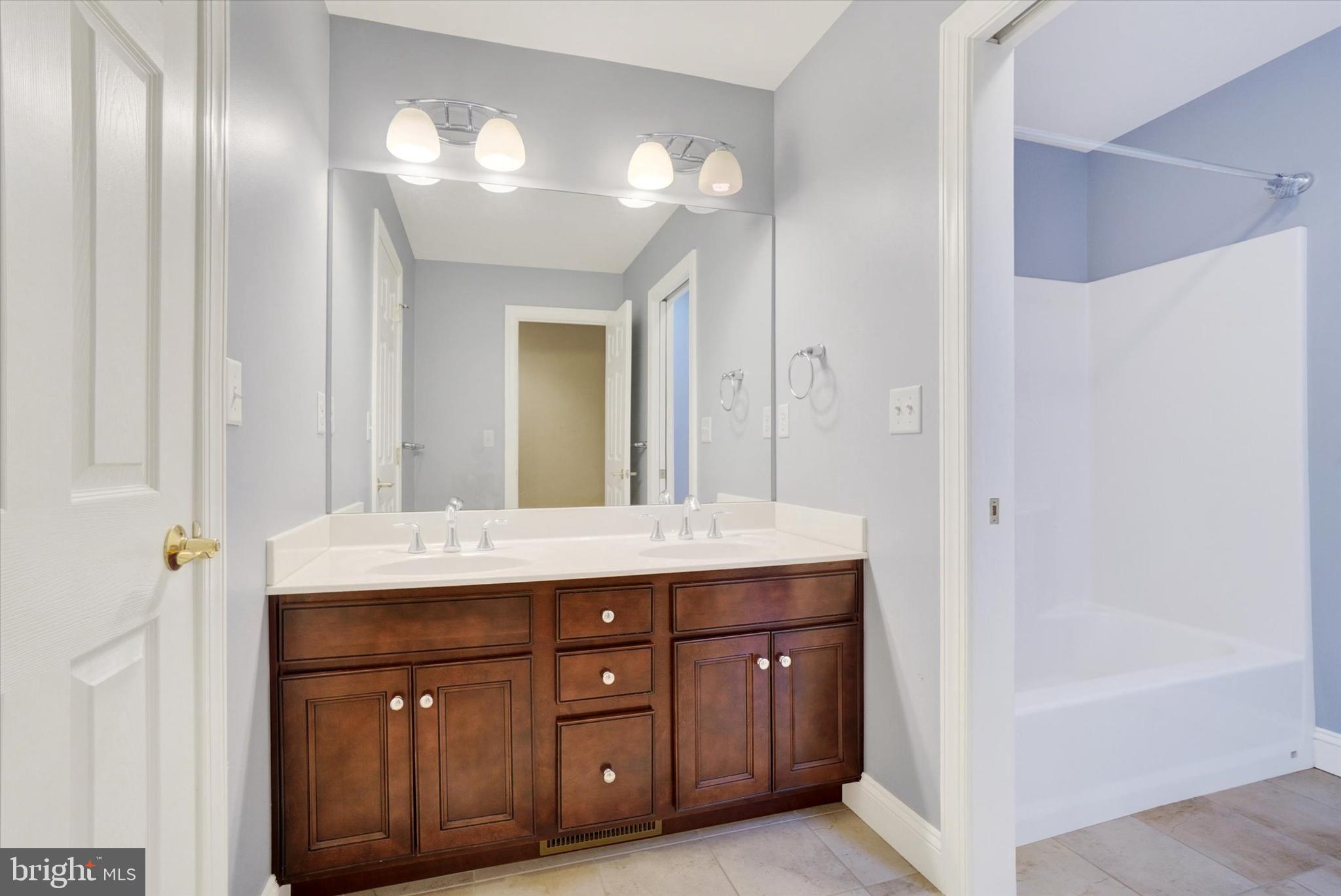 HICKORY RUN - Residential