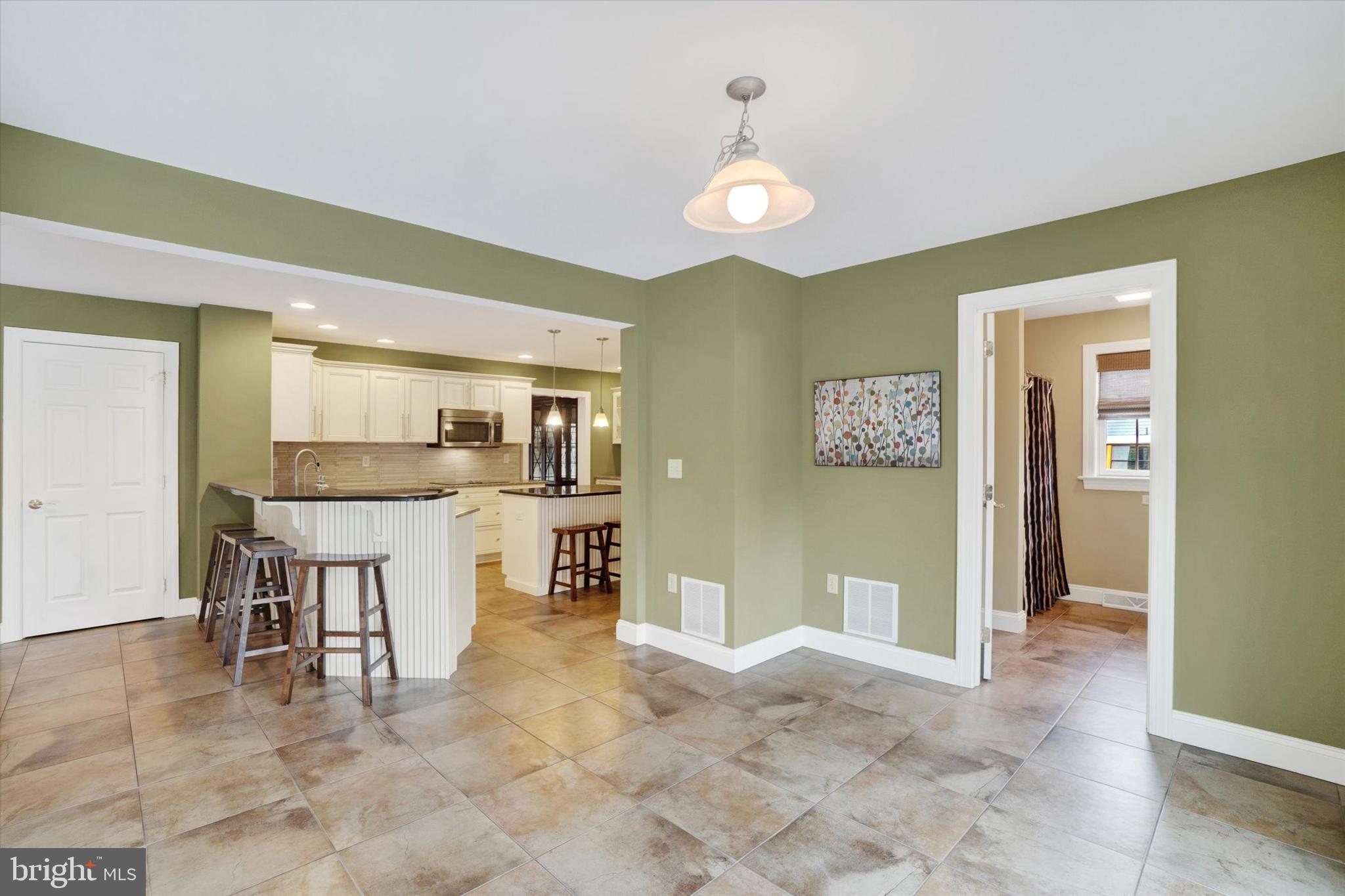 HICKORY RUN - Residential