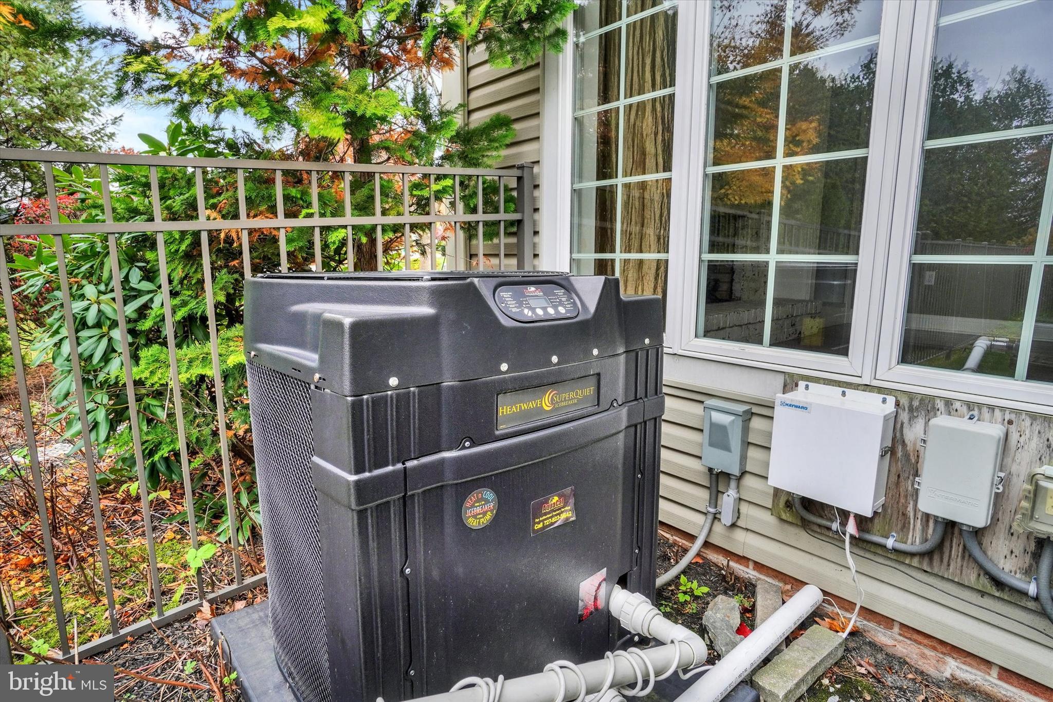 HICKORY RUN - Residential