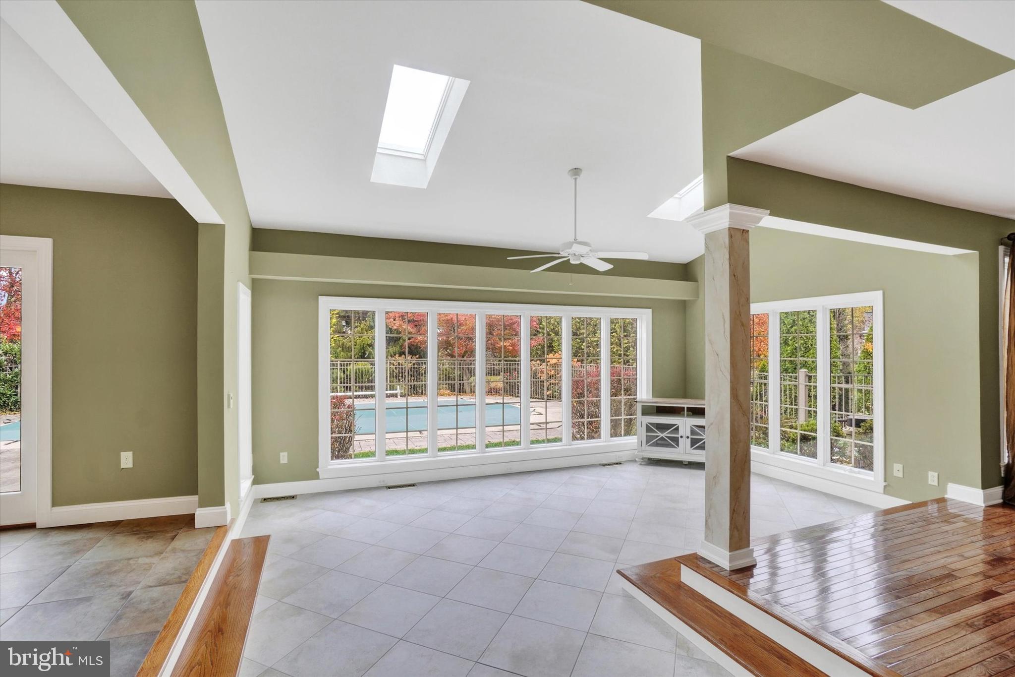 HICKORY RUN - Residential