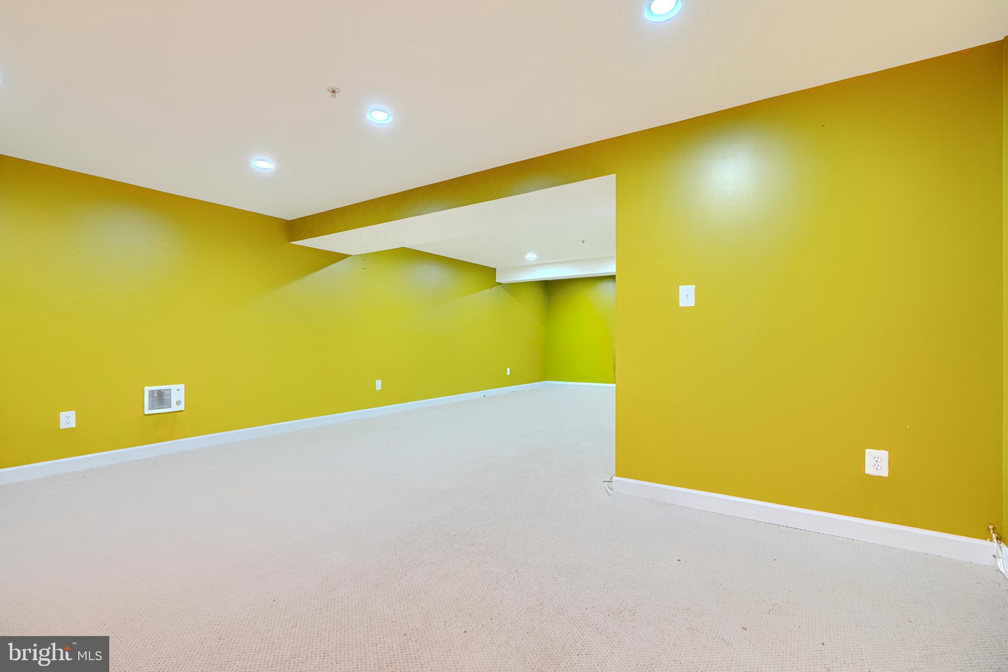 URBANA - Residential