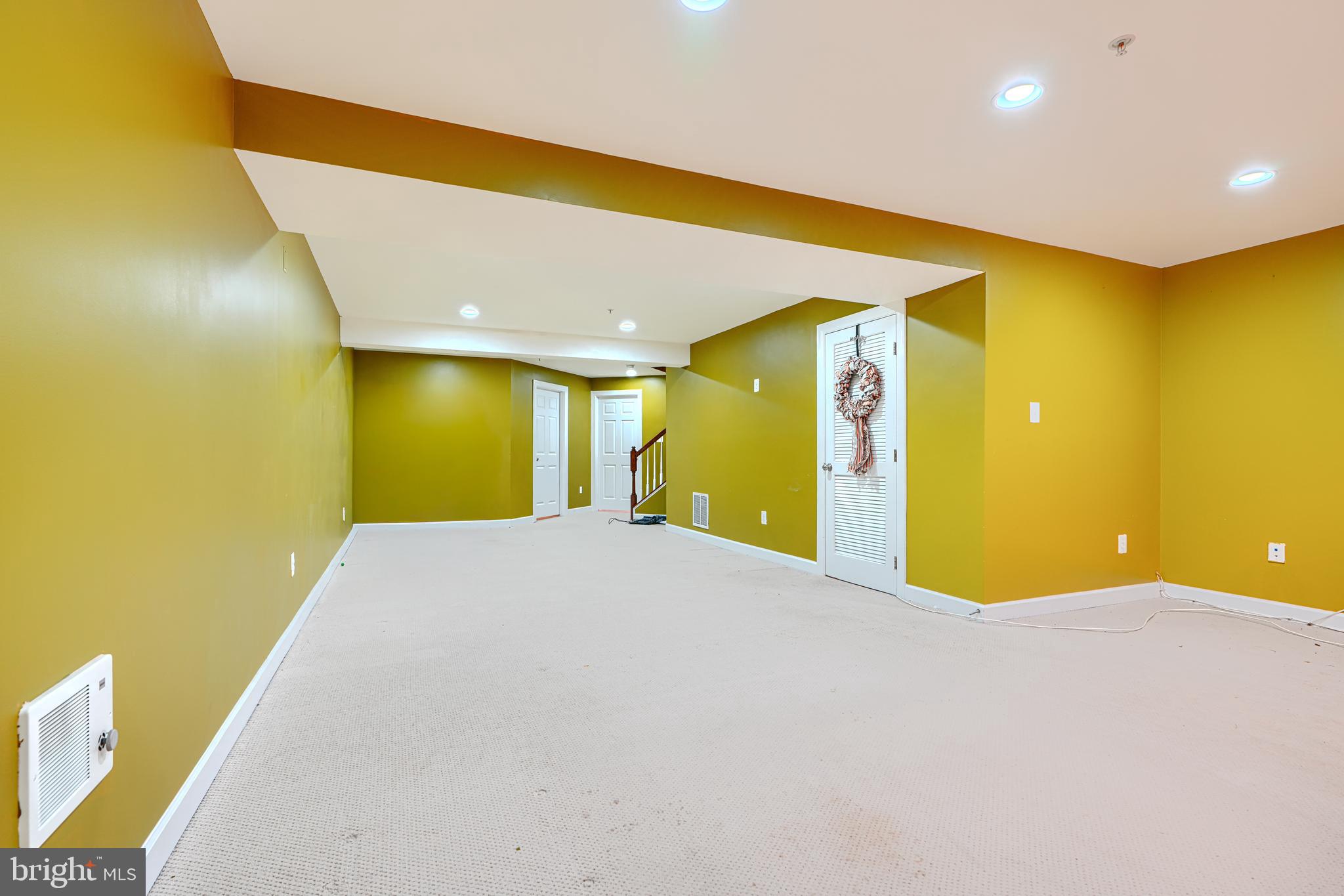 URBANA - Residential