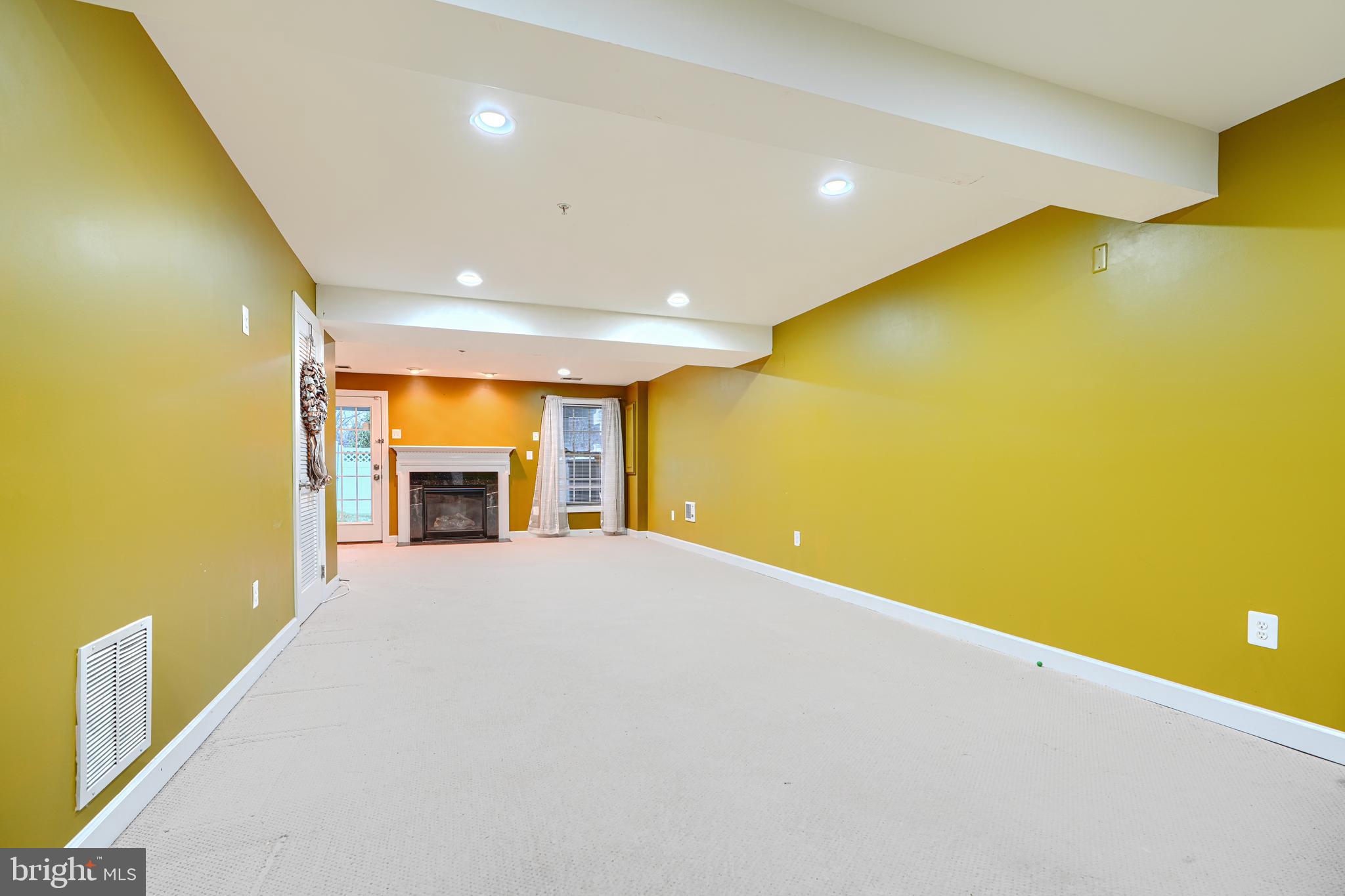 URBANA - Residential