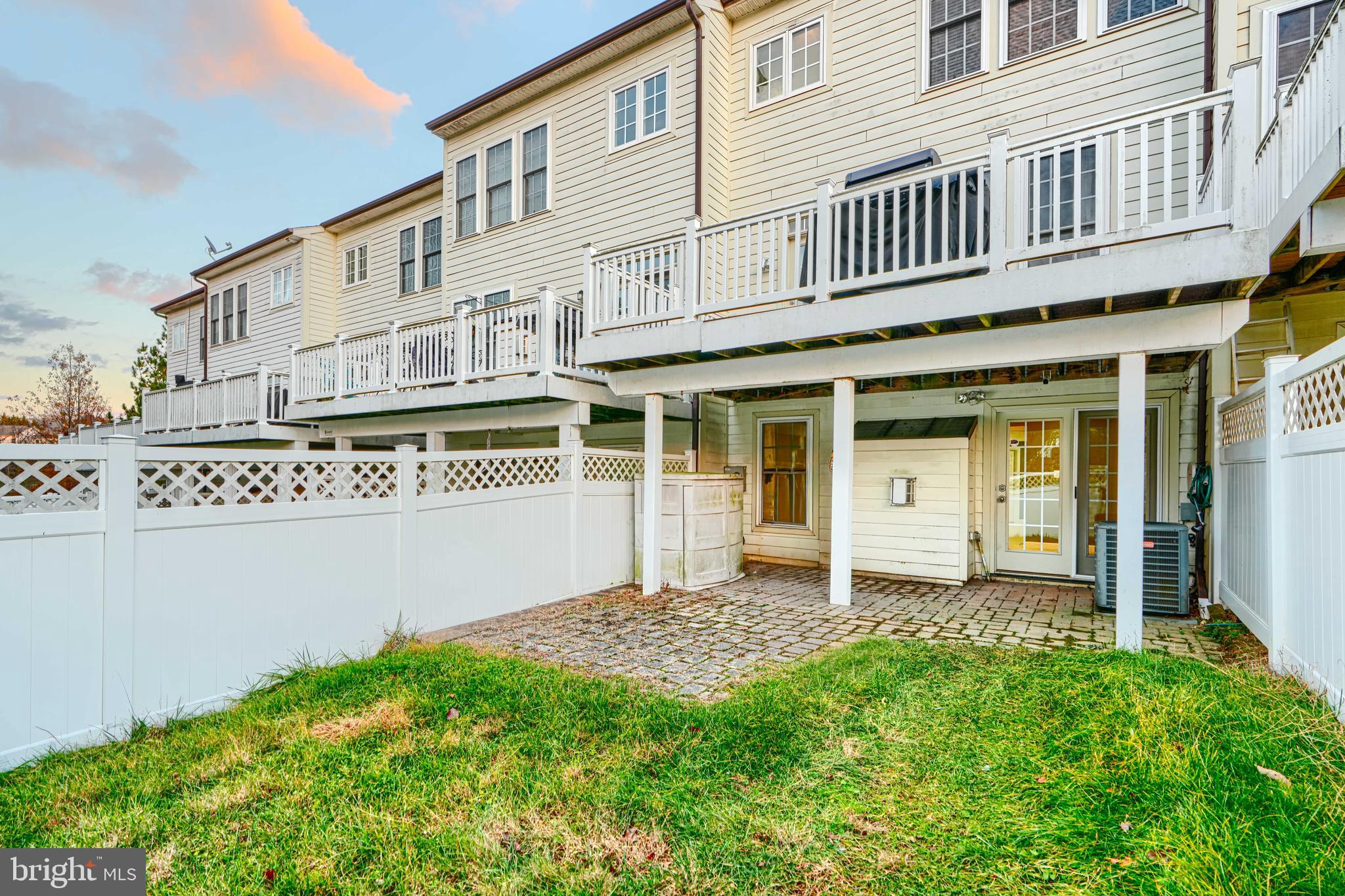 URBANA - Residential