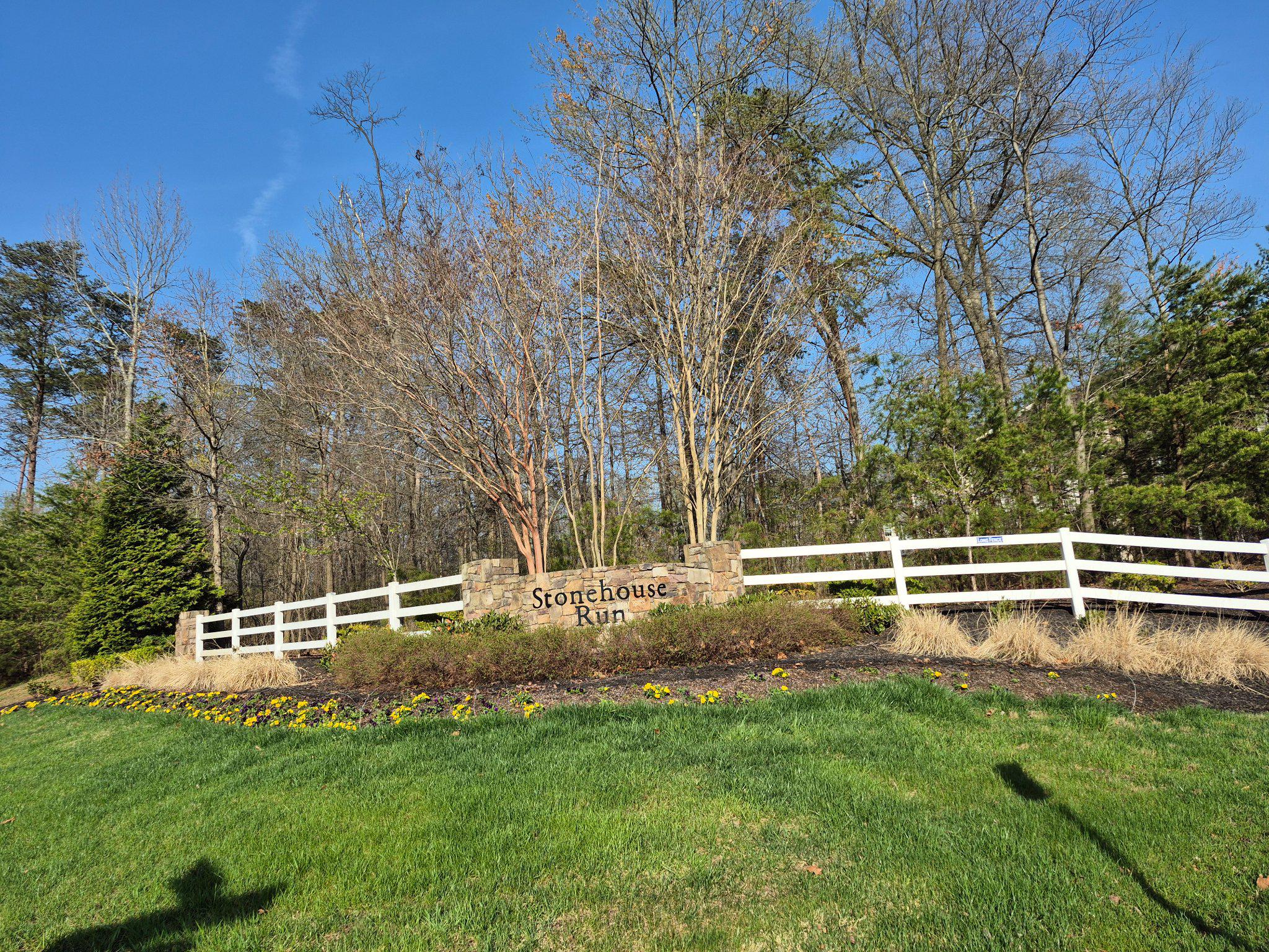 STONEHOUSE RUN - Residential