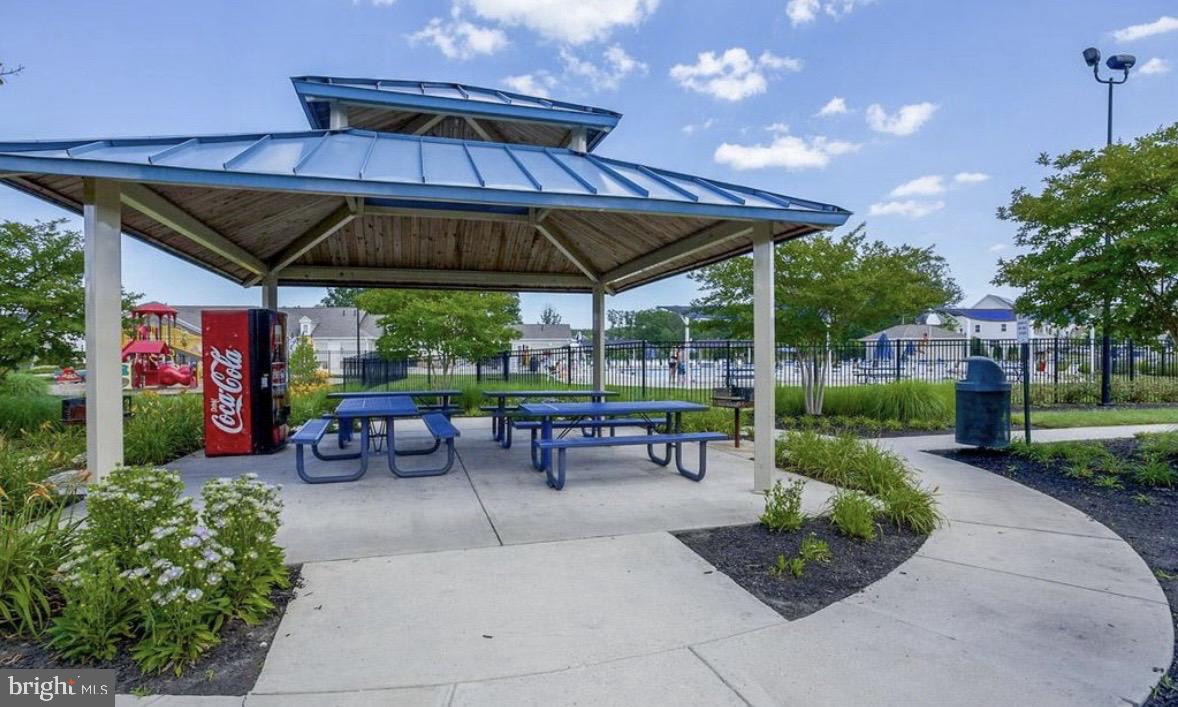 STONEHOUSE RUN - Residential