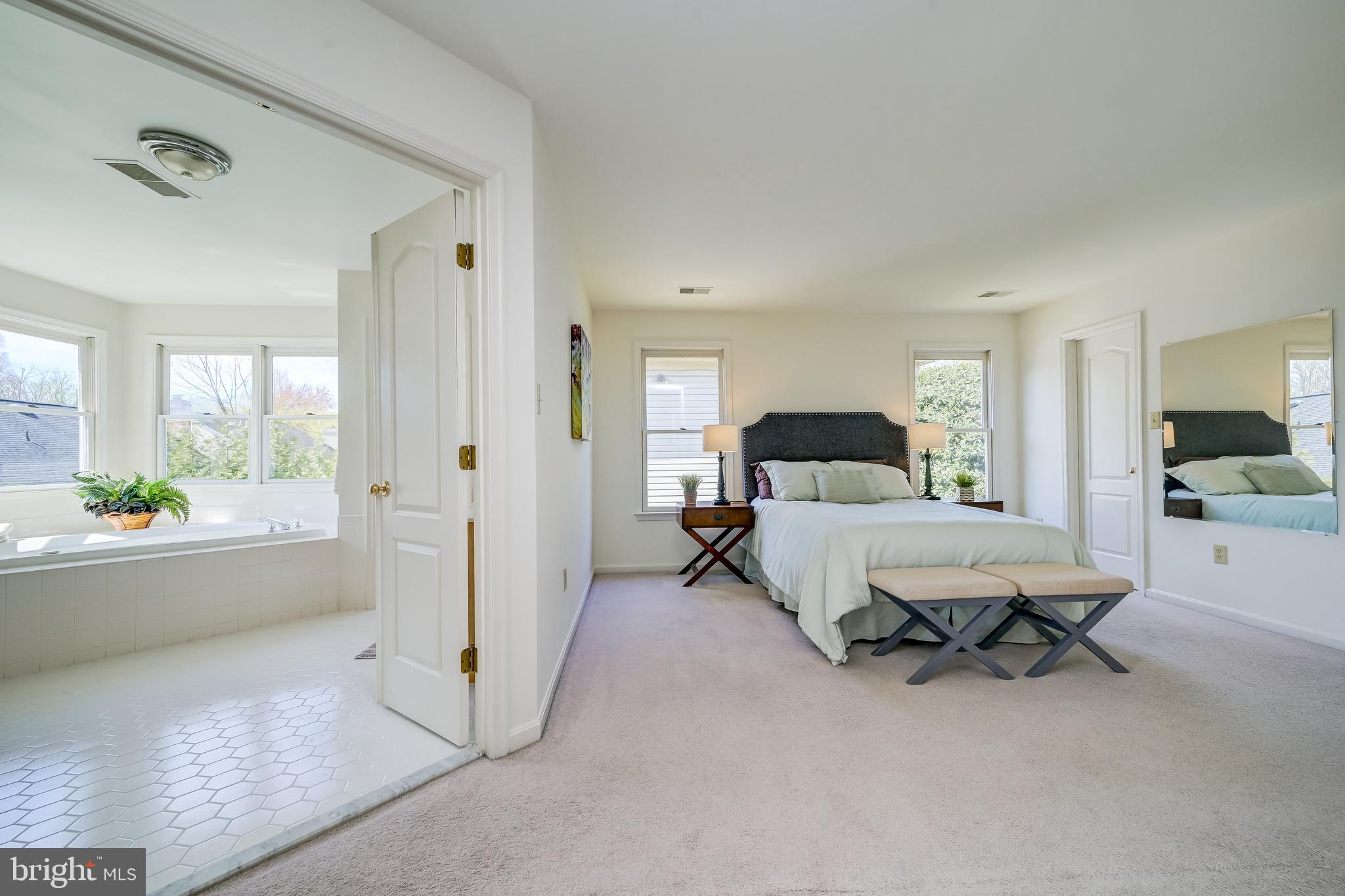 ALTA VISTA - Residential