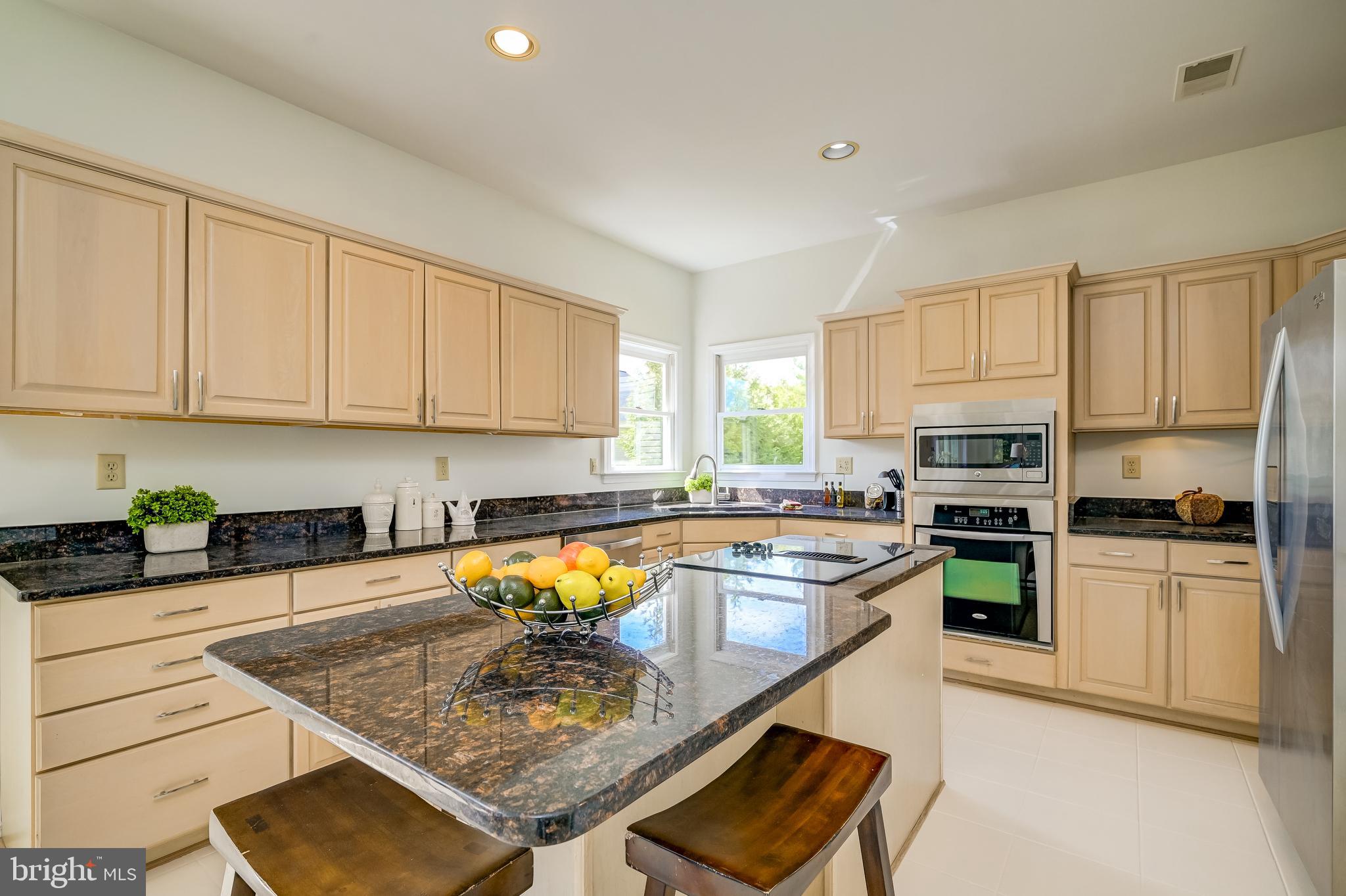 ALTA VISTA - Residential