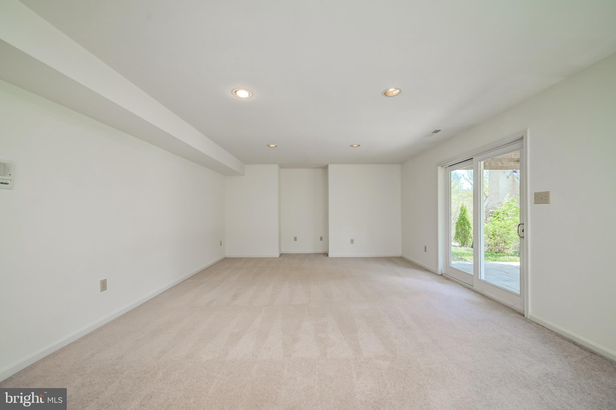 ALTA VISTA - Residential