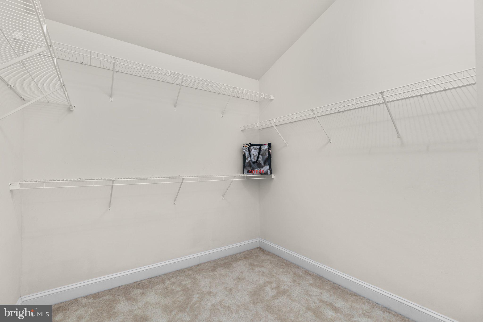 KINDLER OVERLOOK - Residential