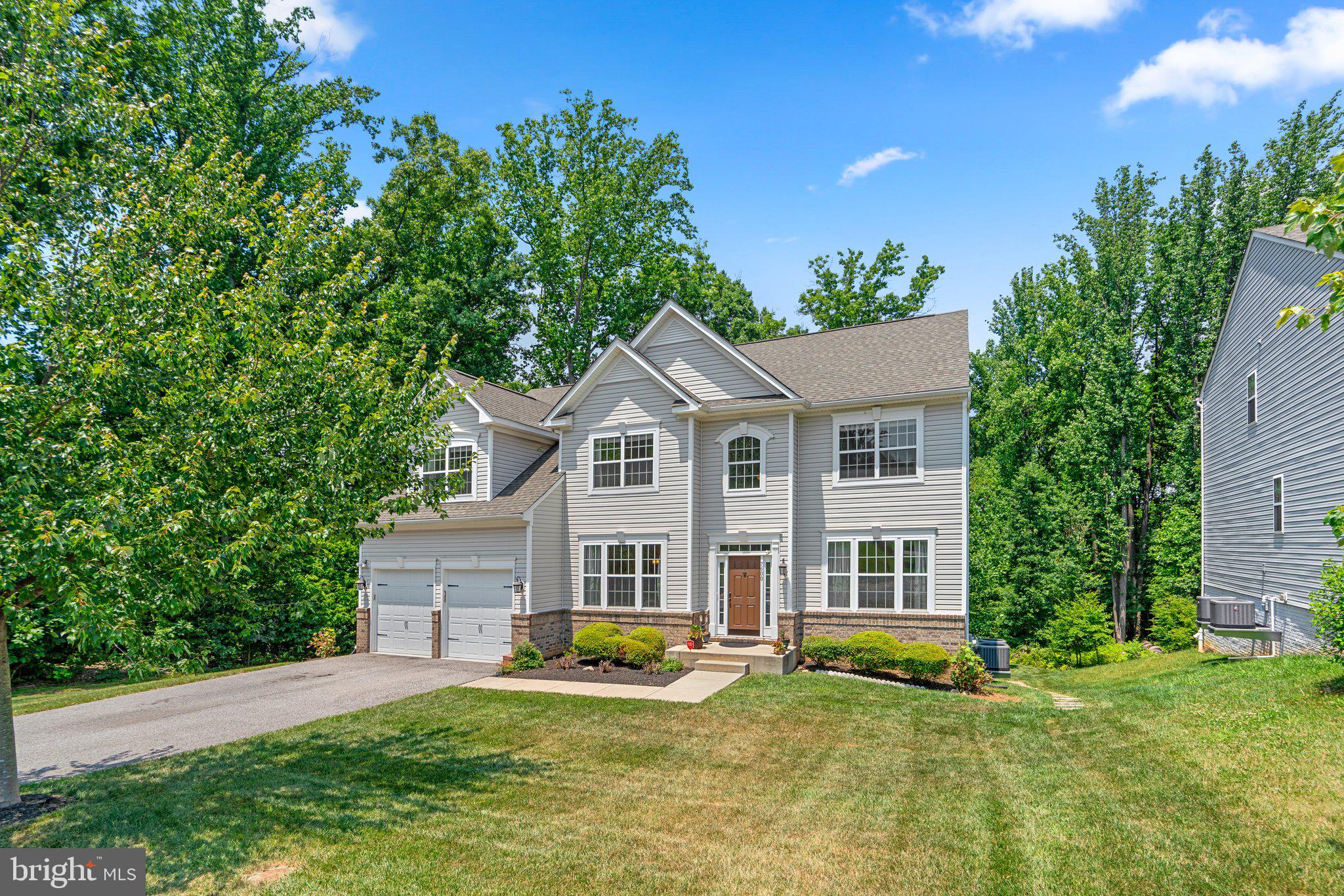 KINDLER OVERLOOK - Residential