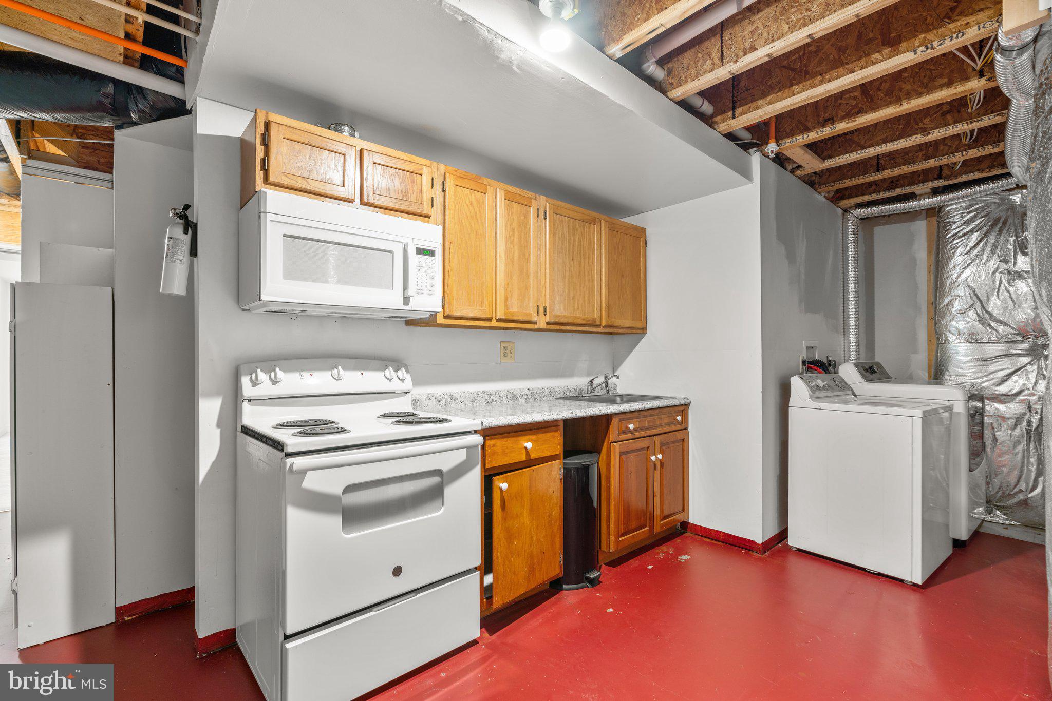 KINDLER OVERLOOK - Residential