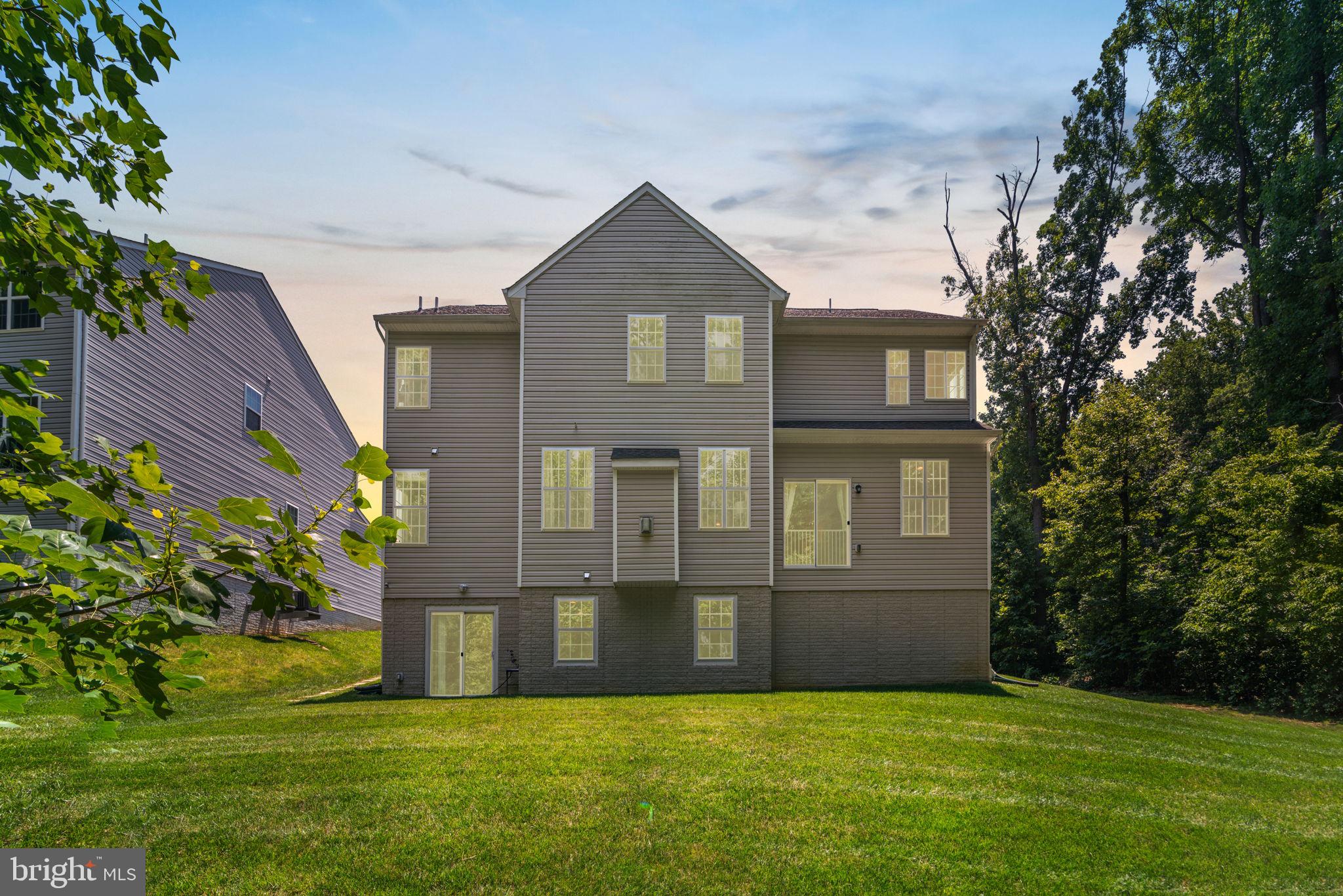 KINDLER OVERLOOK - Residential