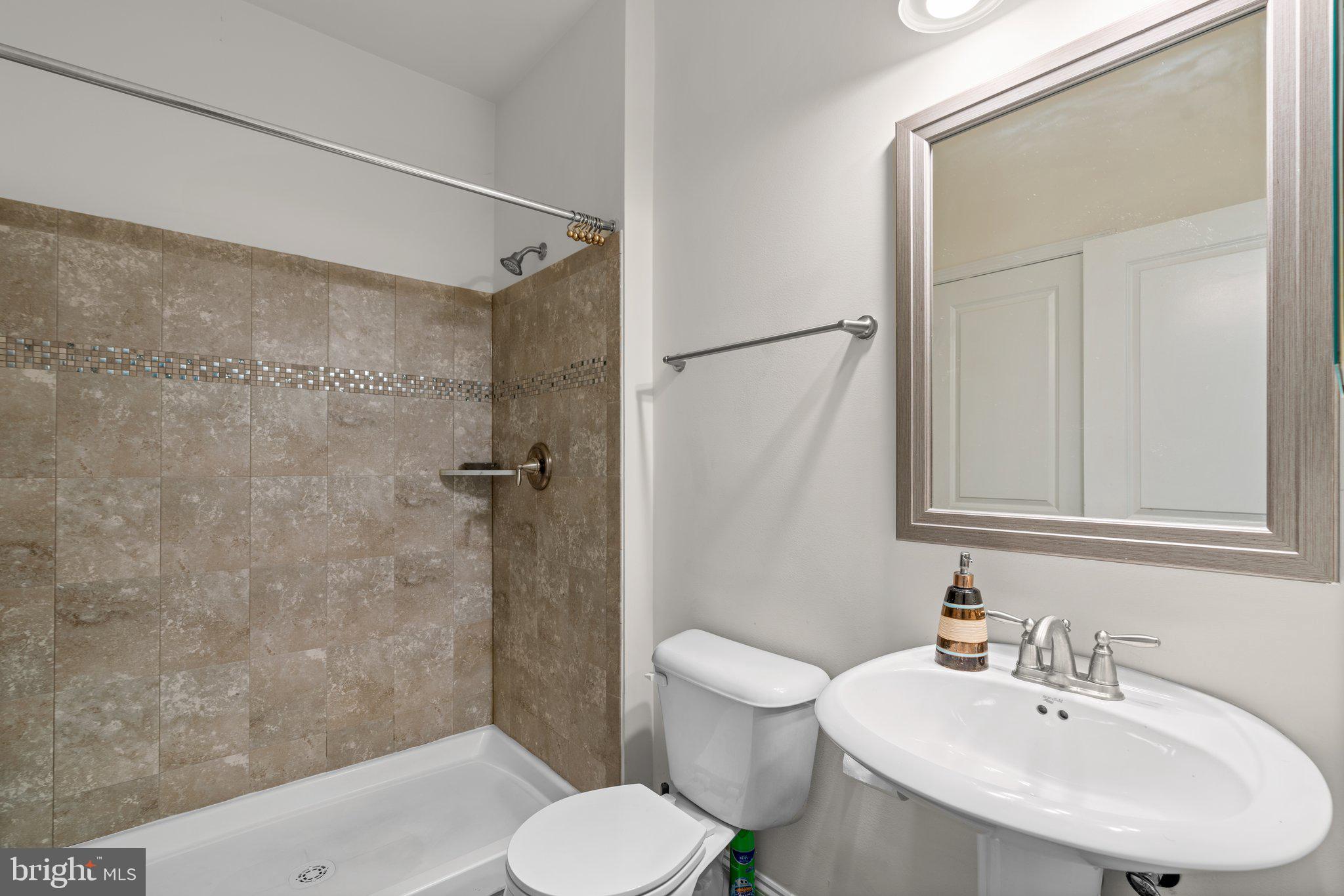 KINDLER OVERLOOK - Residential