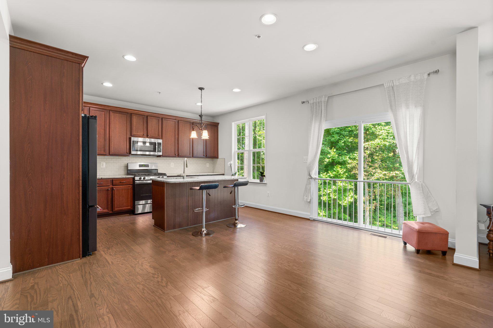 KINDLER OVERLOOK - Residential