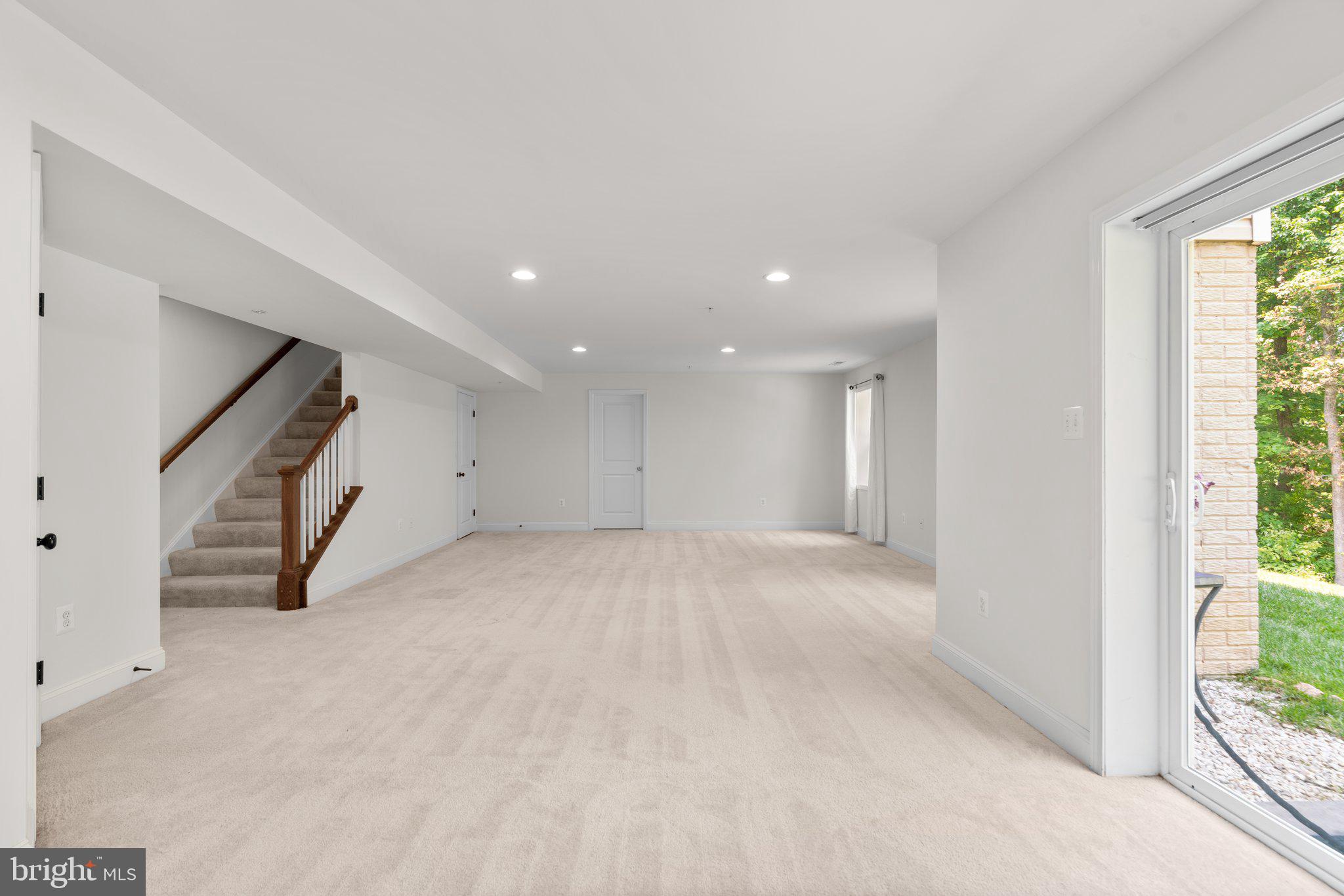 KINDLER OVERLOOK - Residential