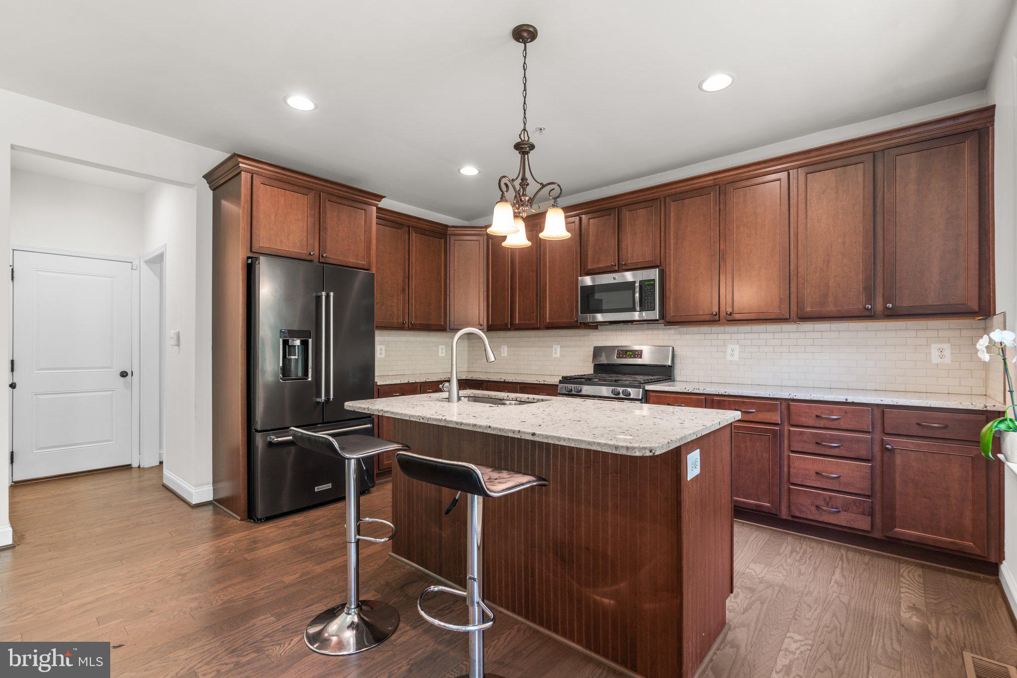 KINDLER OVERLOOK - Residential