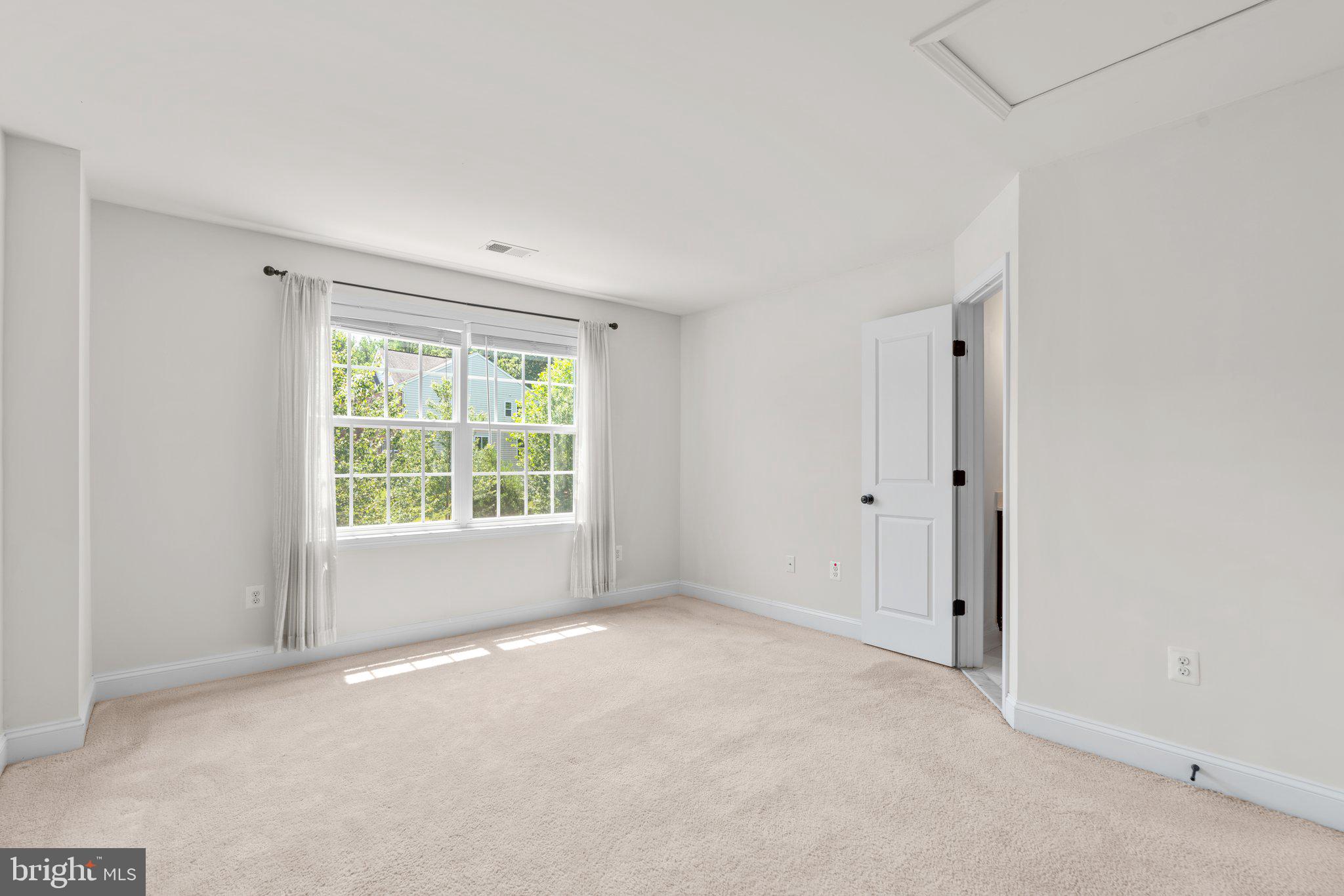 KINDLER OVERLOOK - Residential