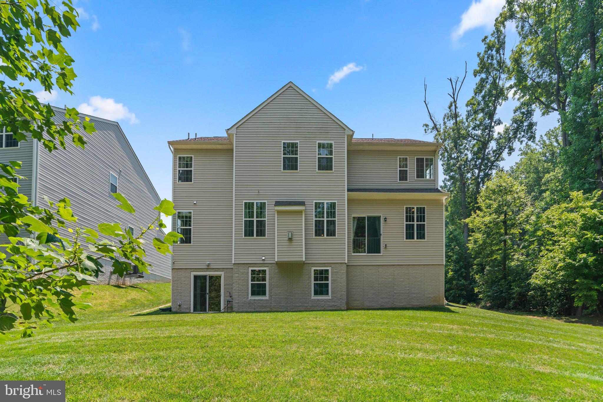 KINDLER OVERLOOK - Residential