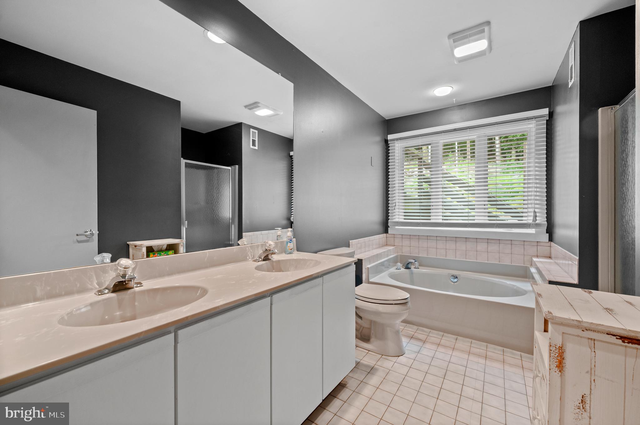 EAST NANTMEAL TWP - Residential