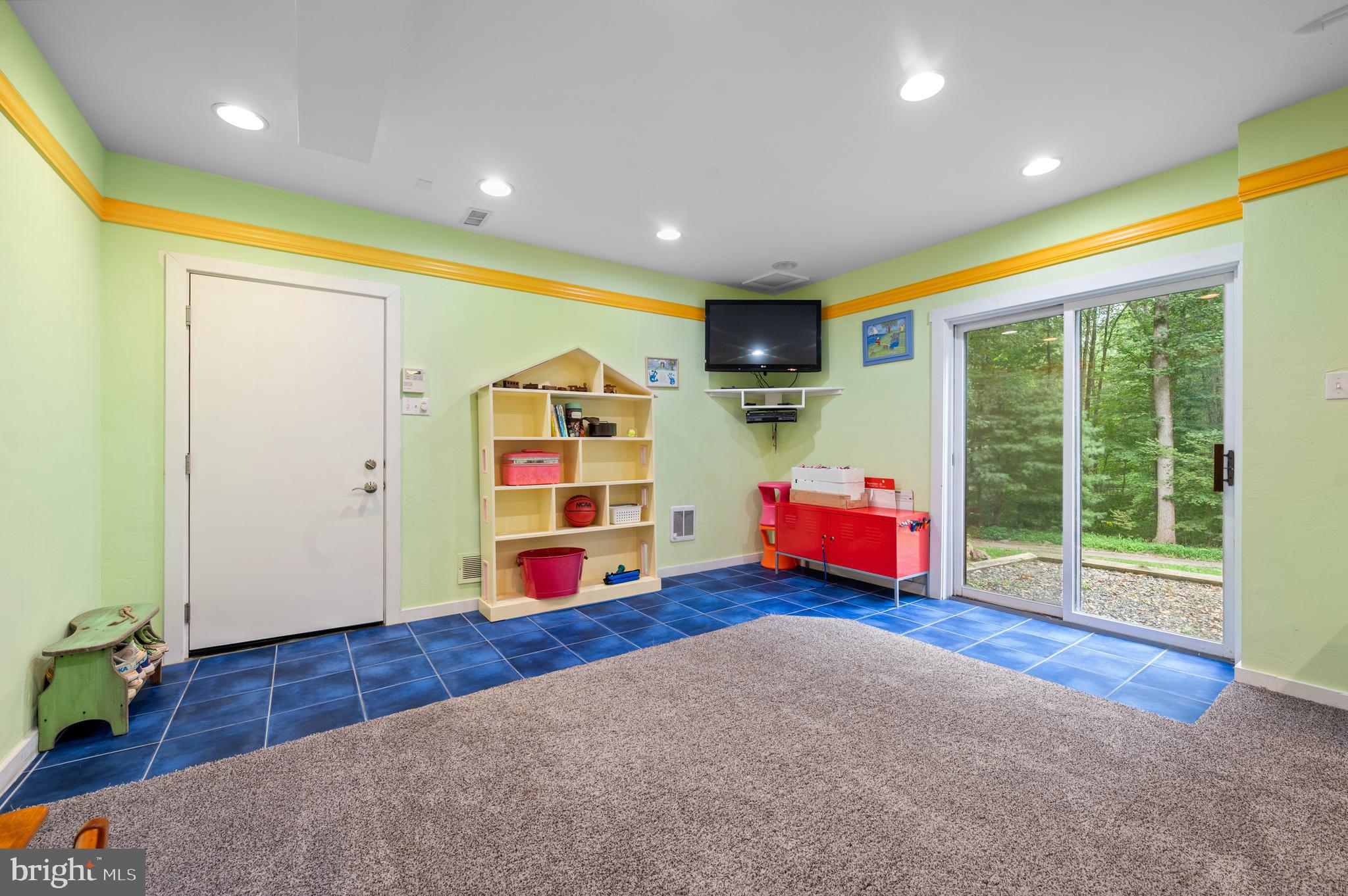 EAST NANTMEAL TWP - Residential