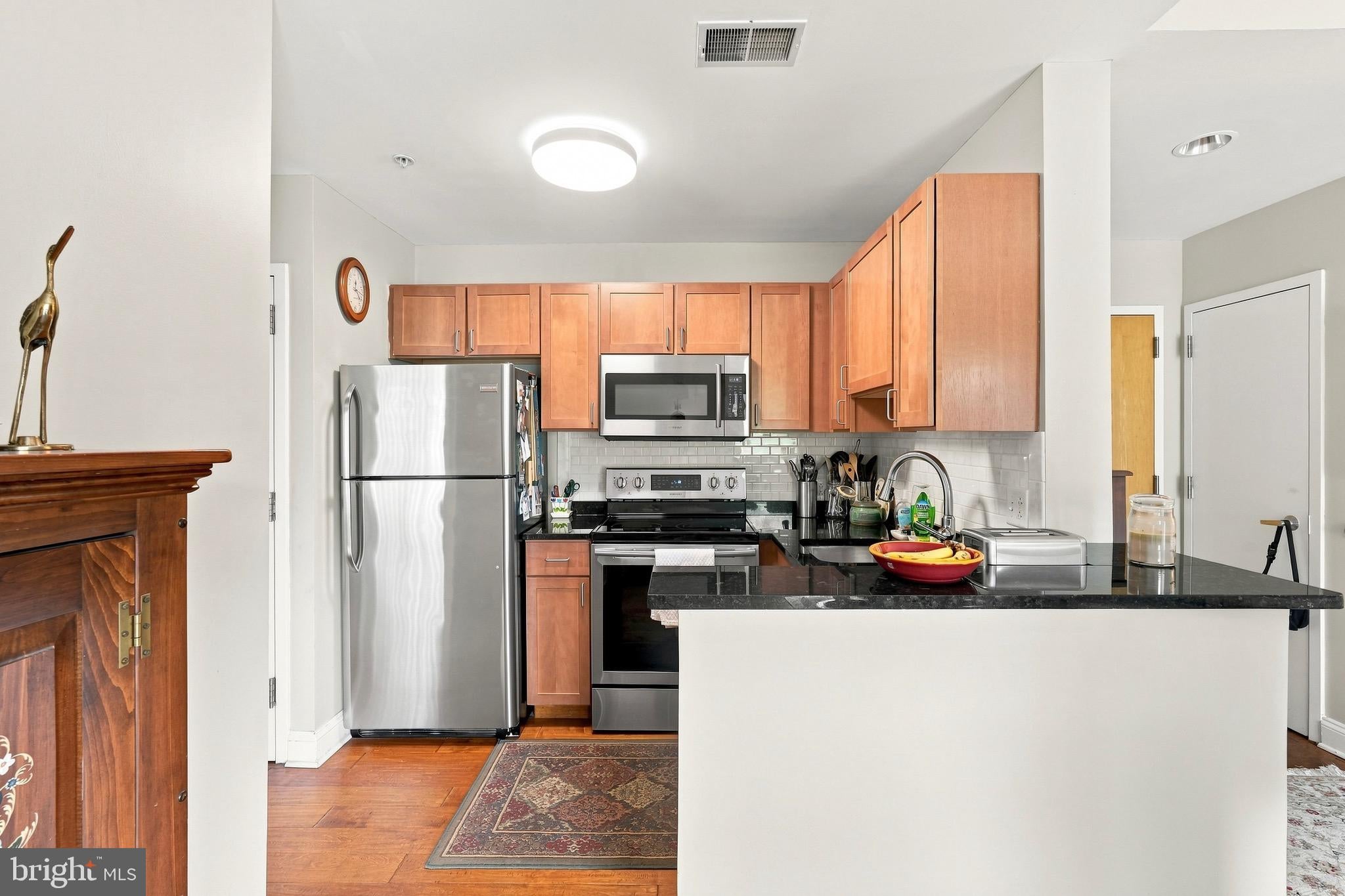 3750 MAIN STREET 78 302