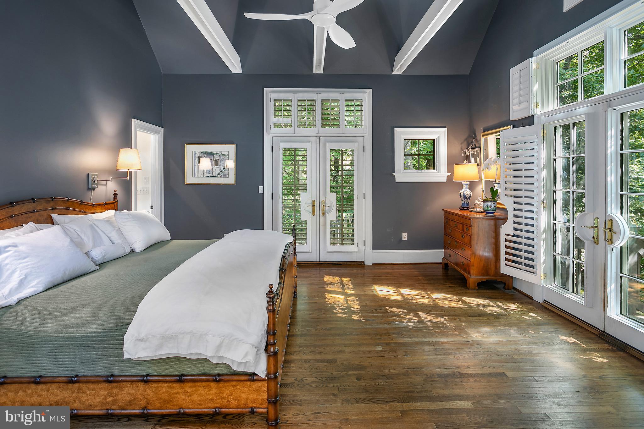 MERRY GO ROUND FARM - Residential