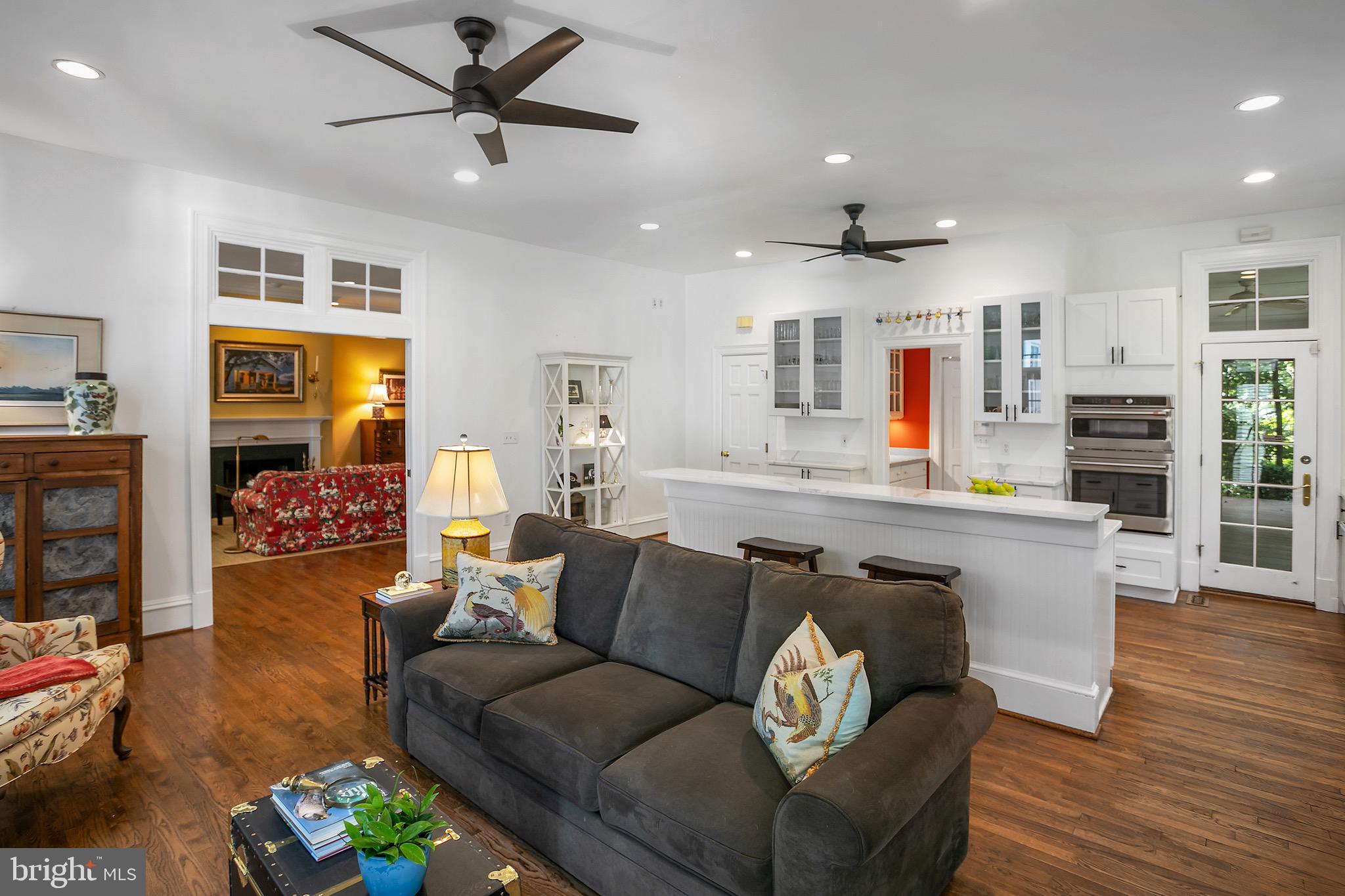 MERRY GO ROUND FARM - Residential