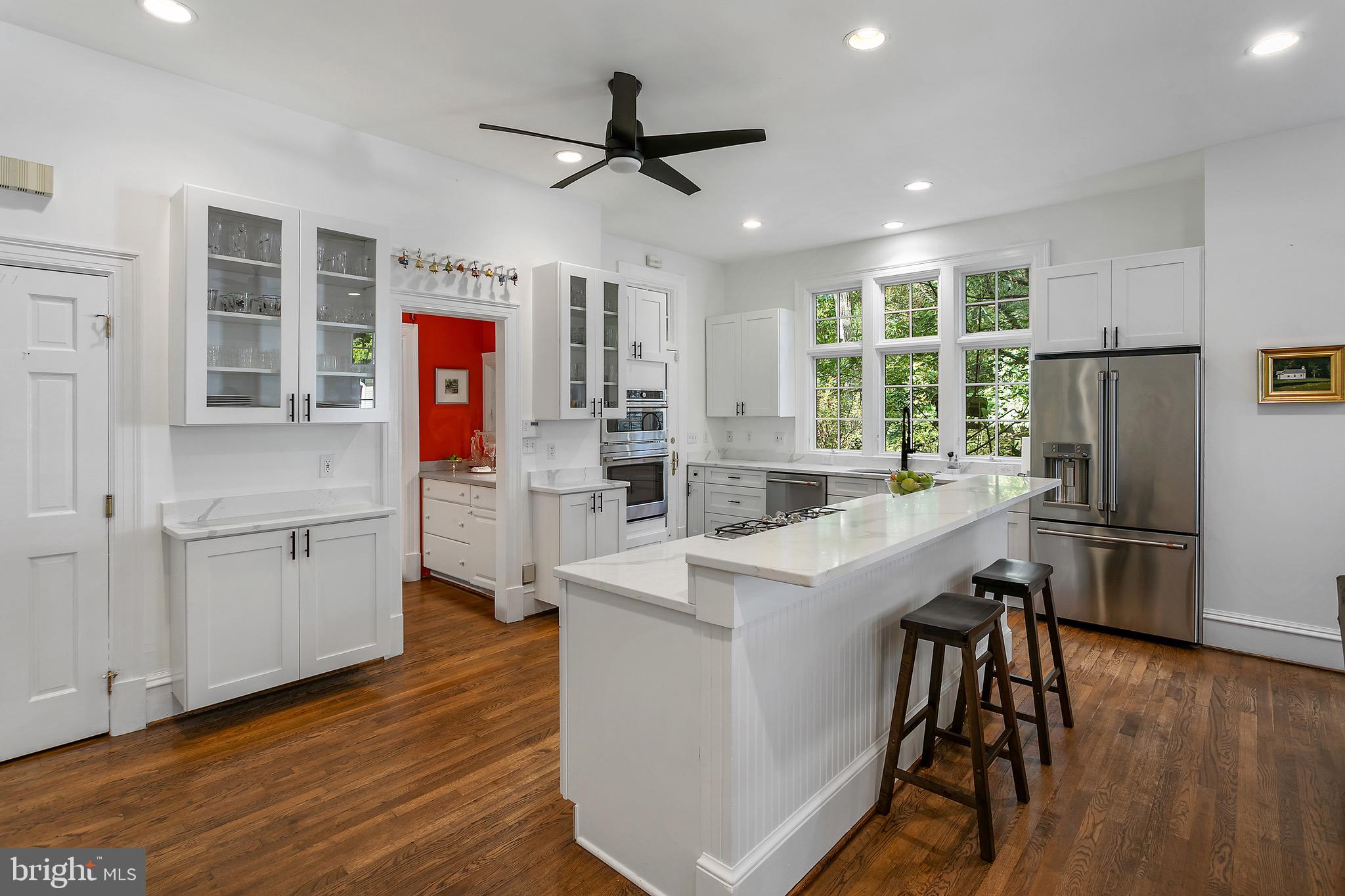 MERRY GO ROUND FARM - Residential