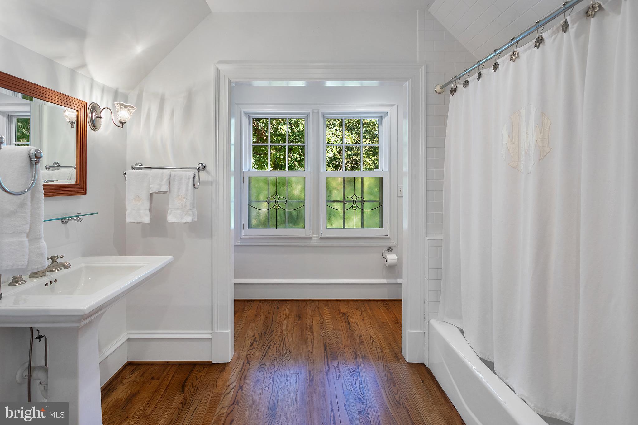 MERRY GO ROUND FARM - Residential