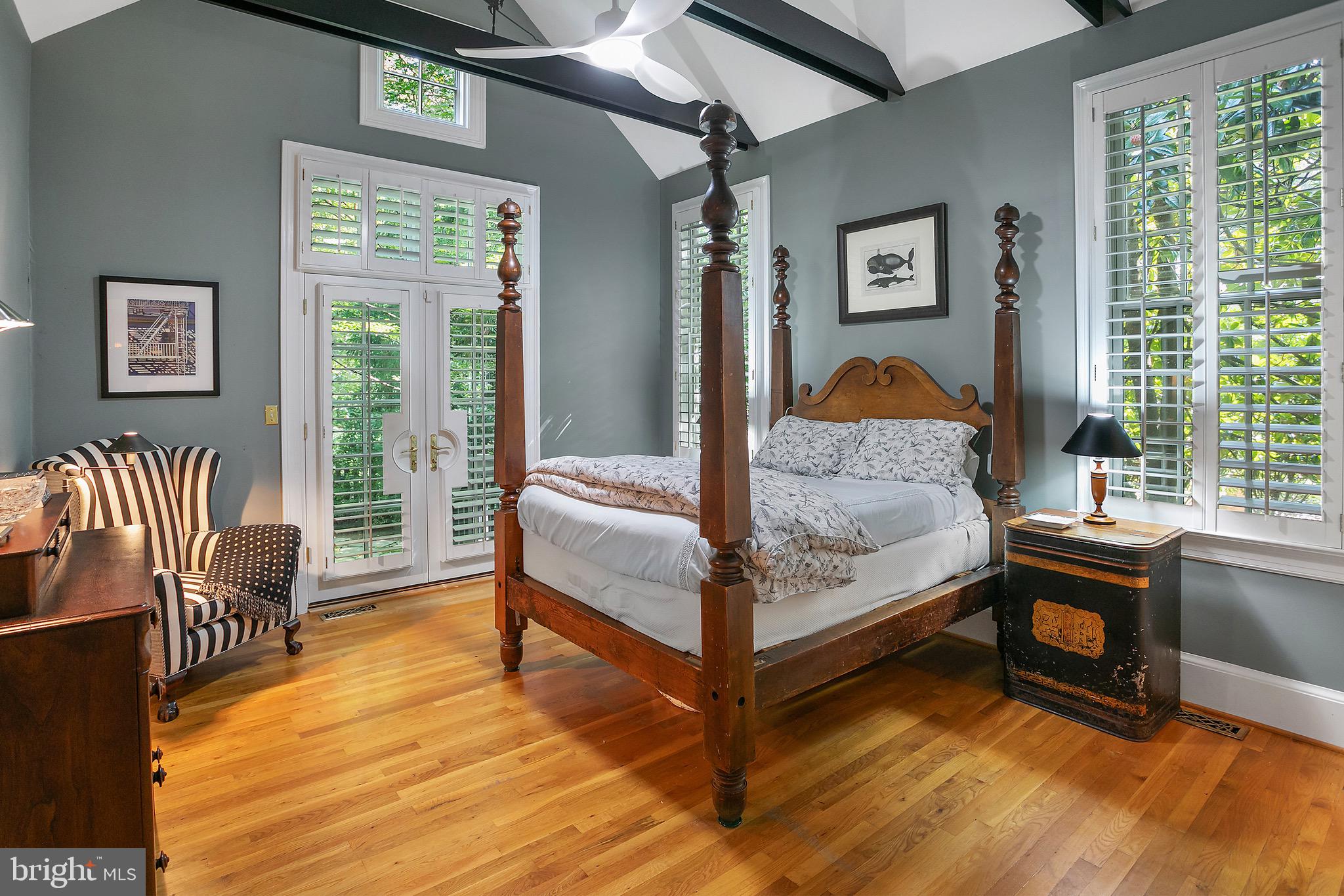 MERRY GO ROUND FARM - Residential