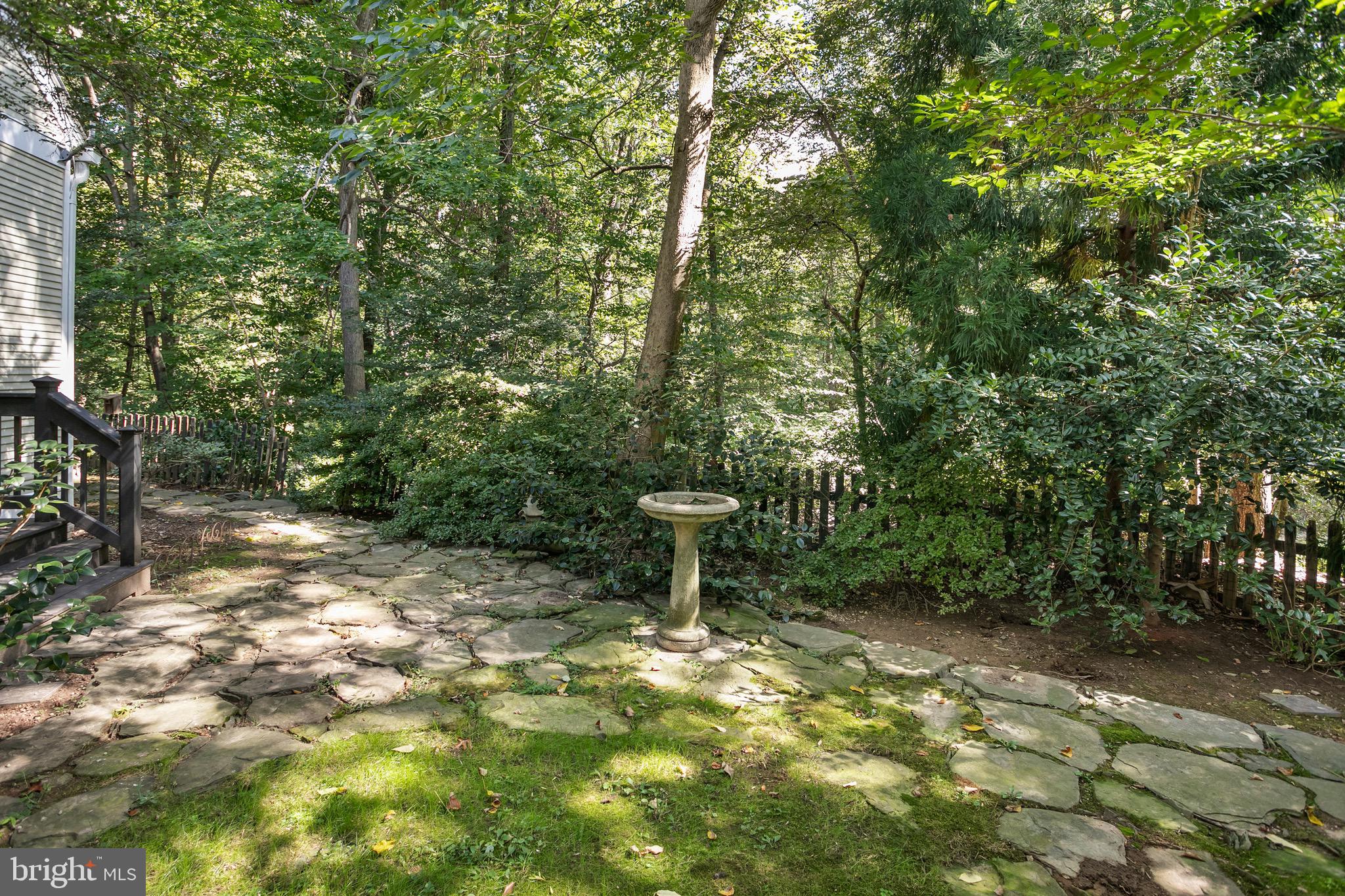 MERRY GO ROUND FARM - Residential