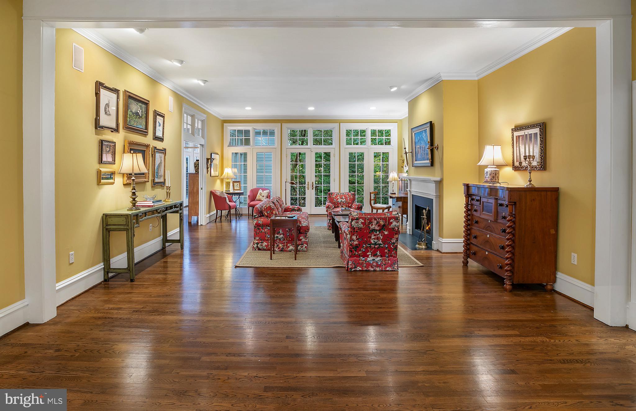 MERRY GO ROUND FARM - Residential