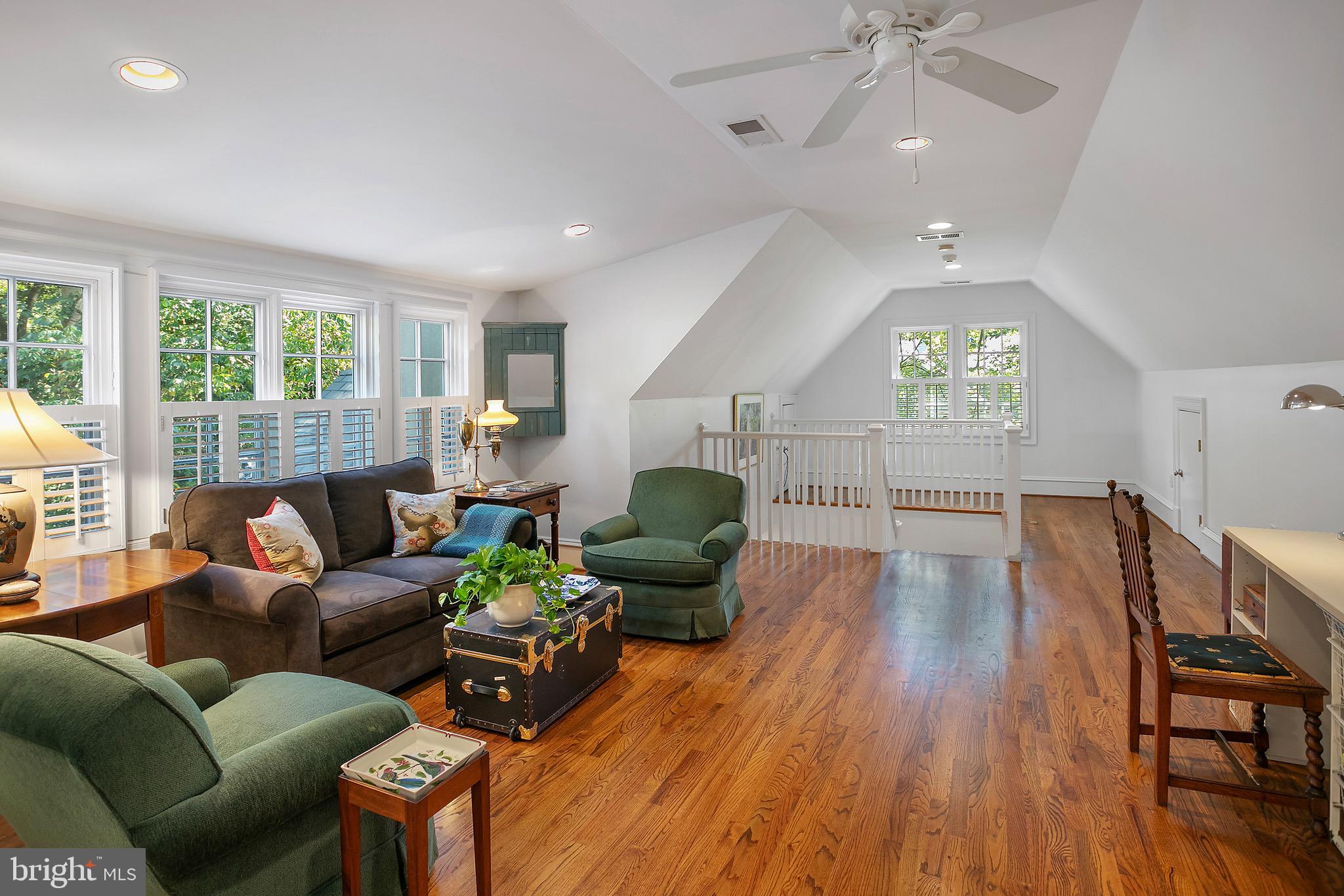 MERRY GO ROUND FARM - Residential